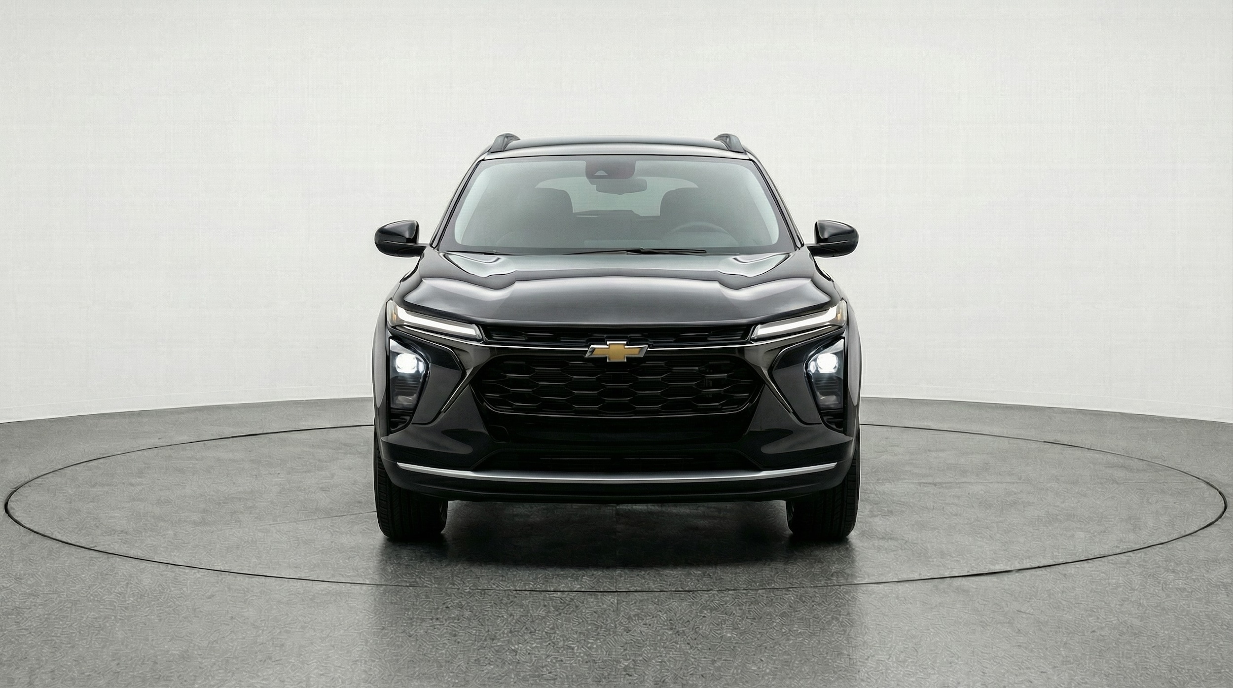 Thumbnail: 2025 Chevrolet Trax - 2