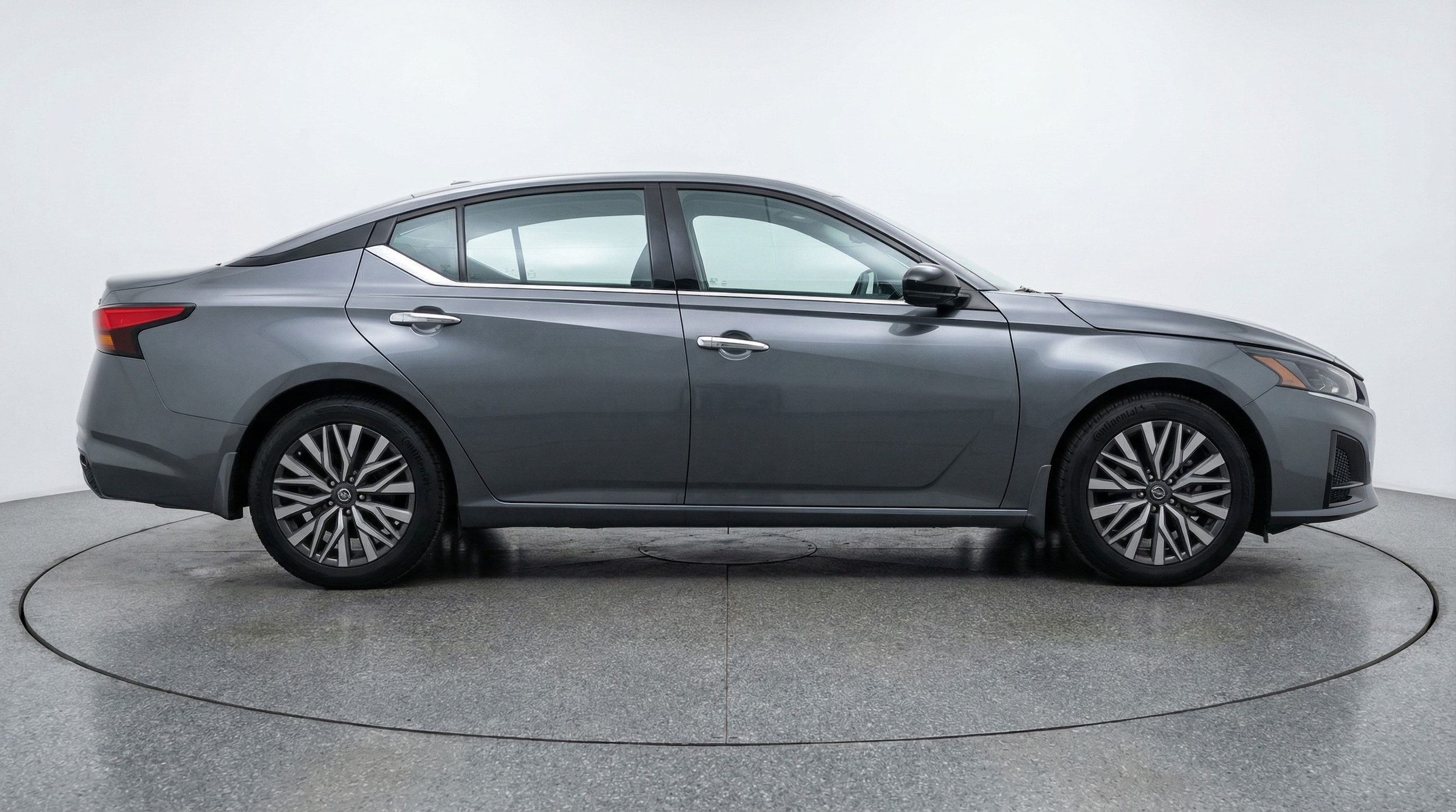 Thumbnail: 2025 Nissan Altima - 8