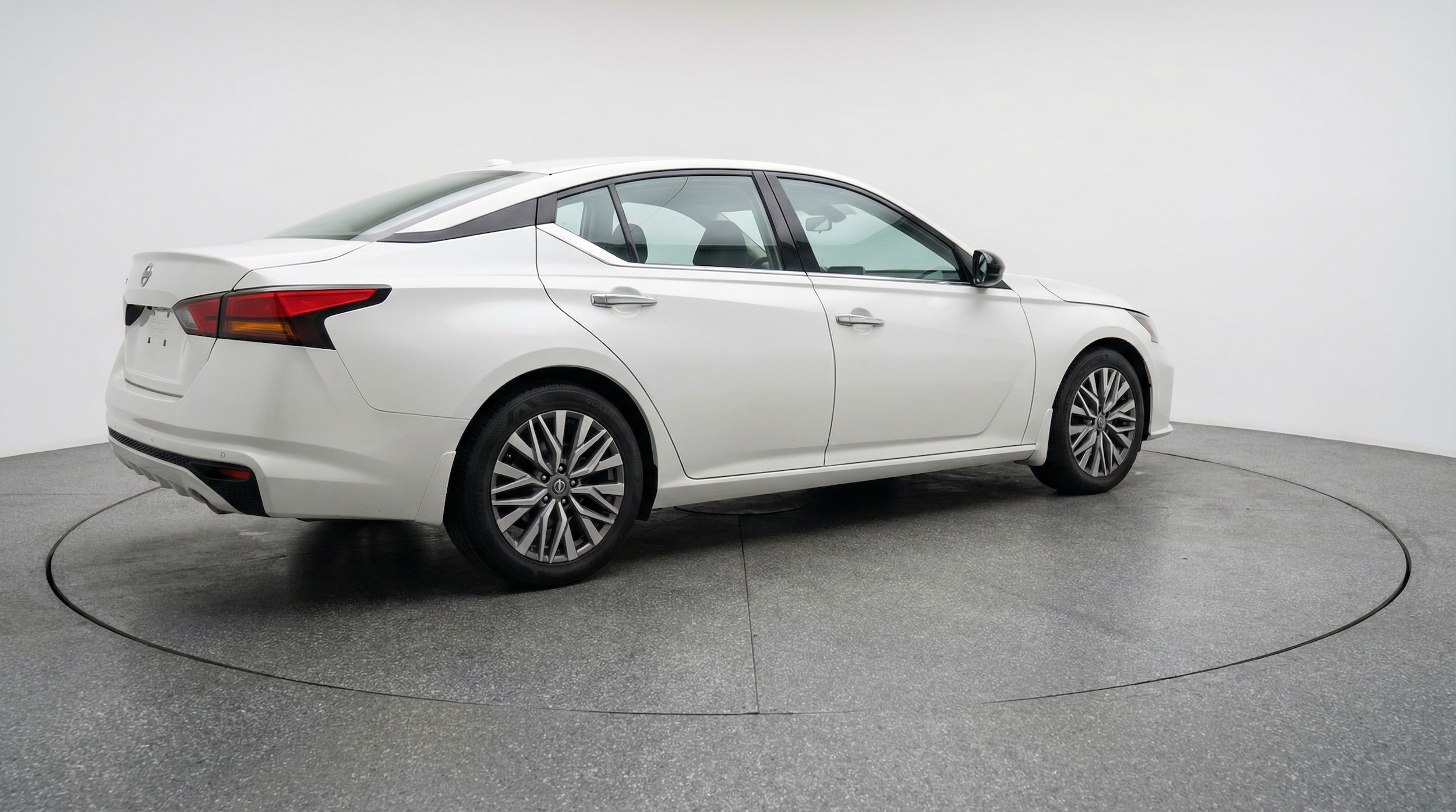 Thumbnail: 2025 Nissan Altima - 7