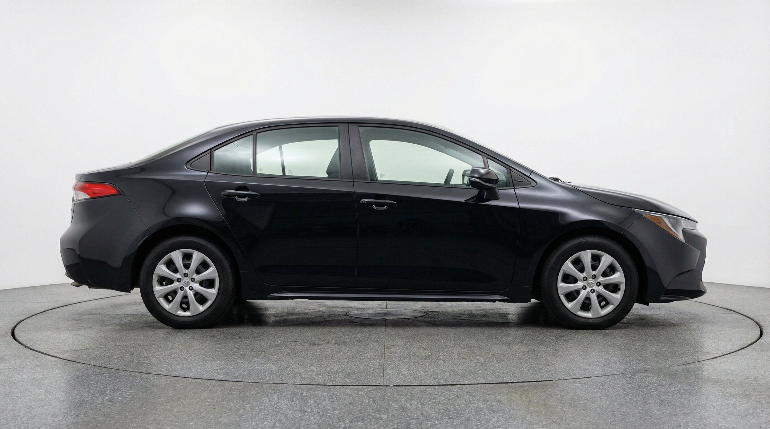 Thumbnail: 2025 Toyota Corolla - 11