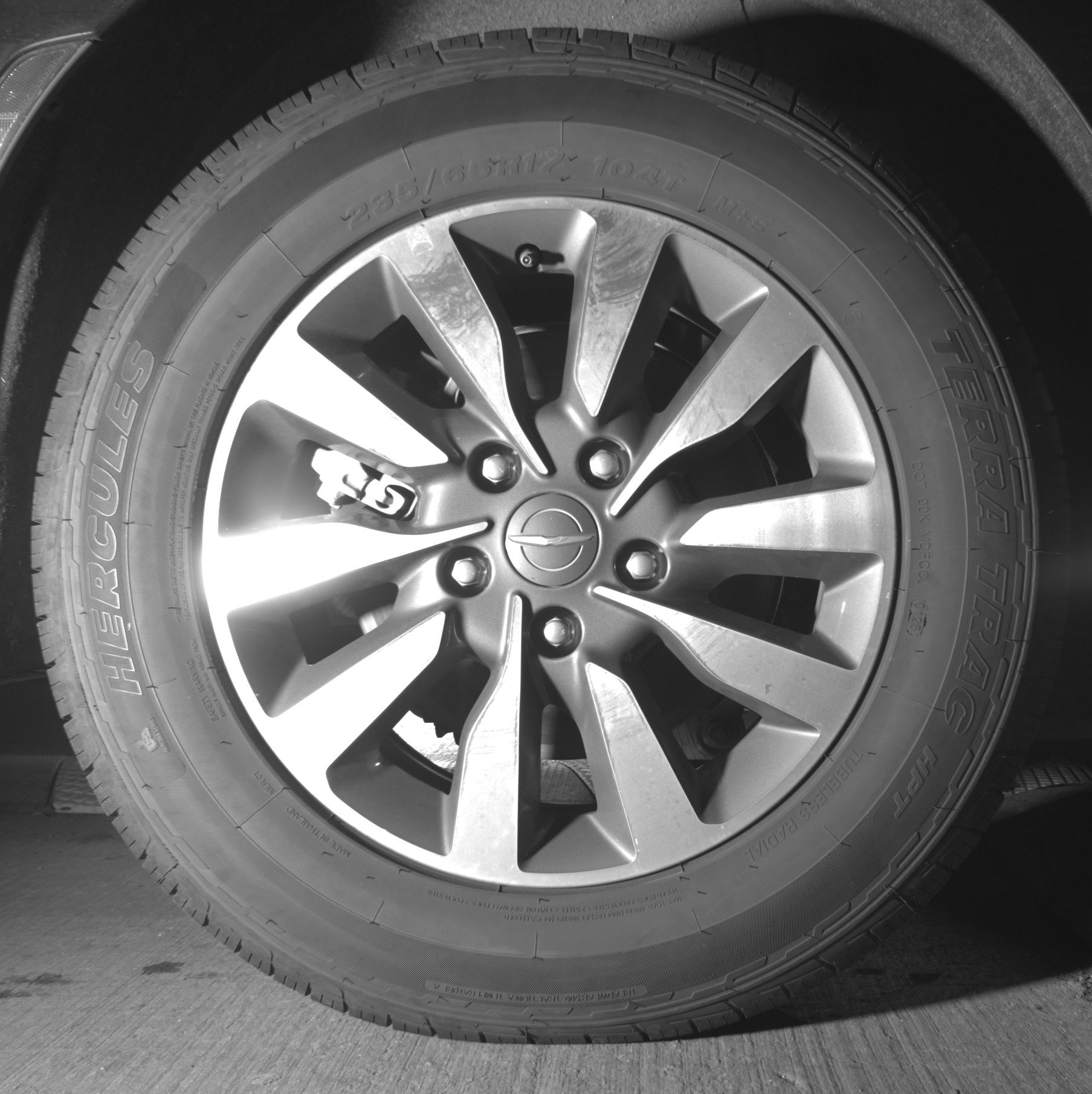 Thumbnail: 2023 Chrysler Pacifica - 12