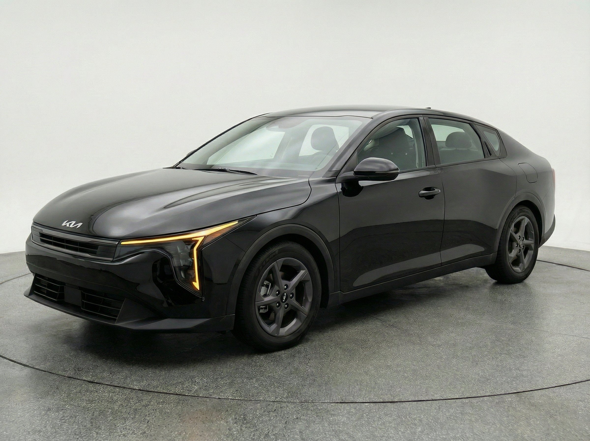 Thumbnail: 2025 Kia K4 - 3