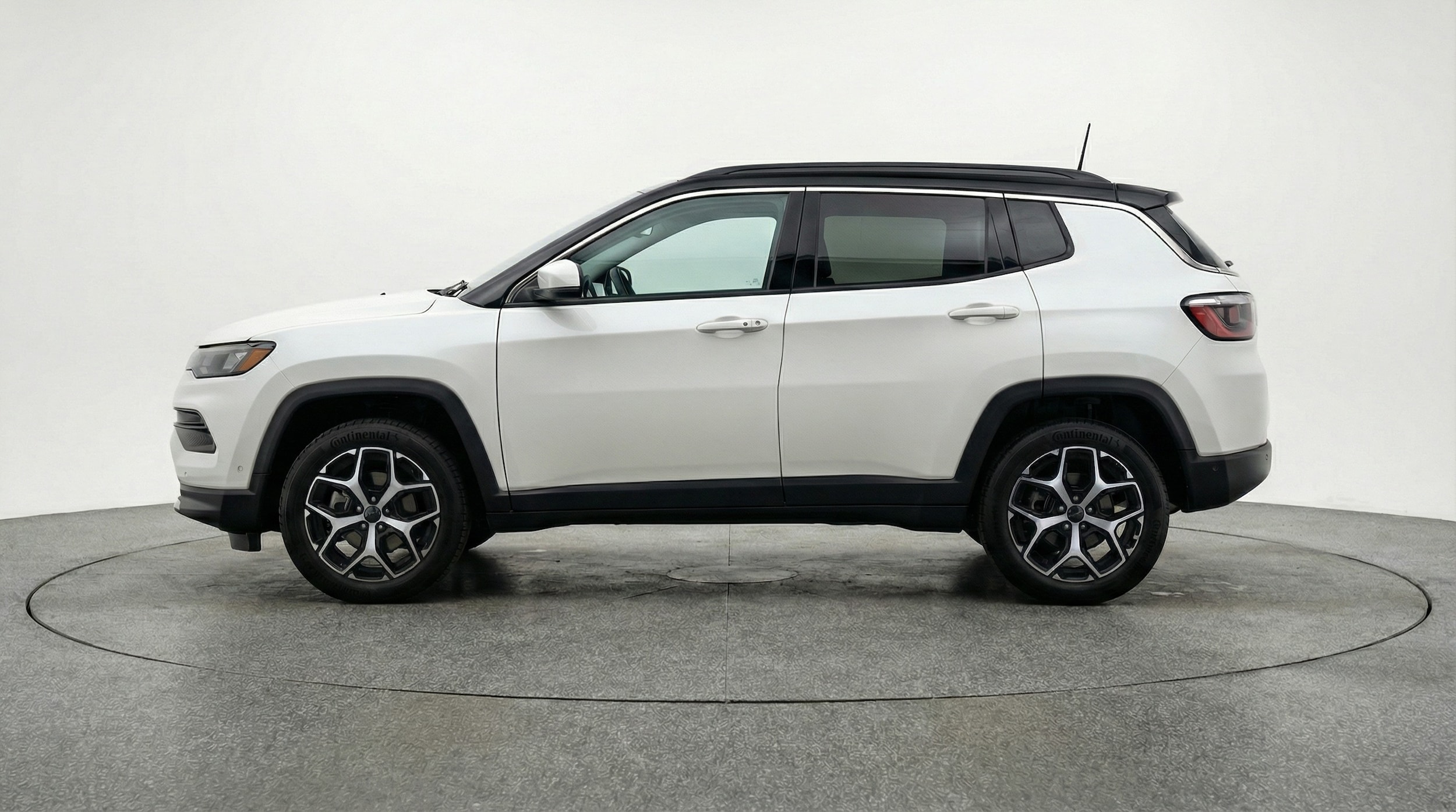 Thumbnail: 2025 Jeep Compass - 4