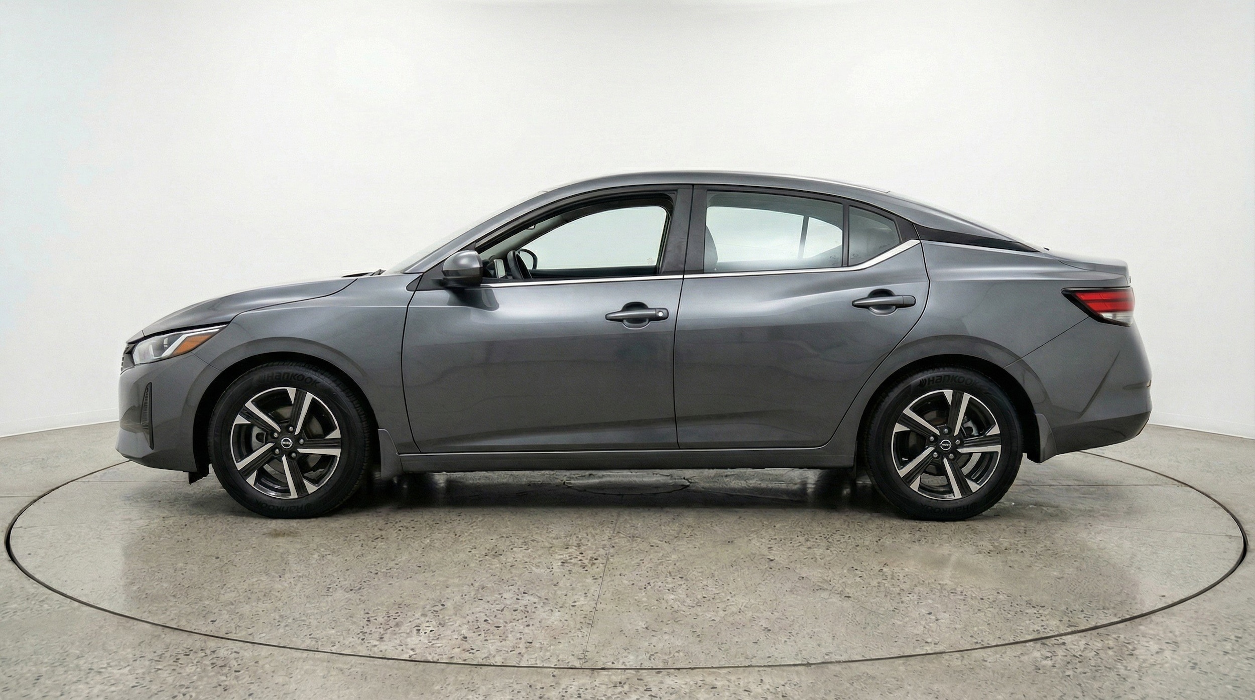 Thumbnail: 2025 Nissan Sentra - 5