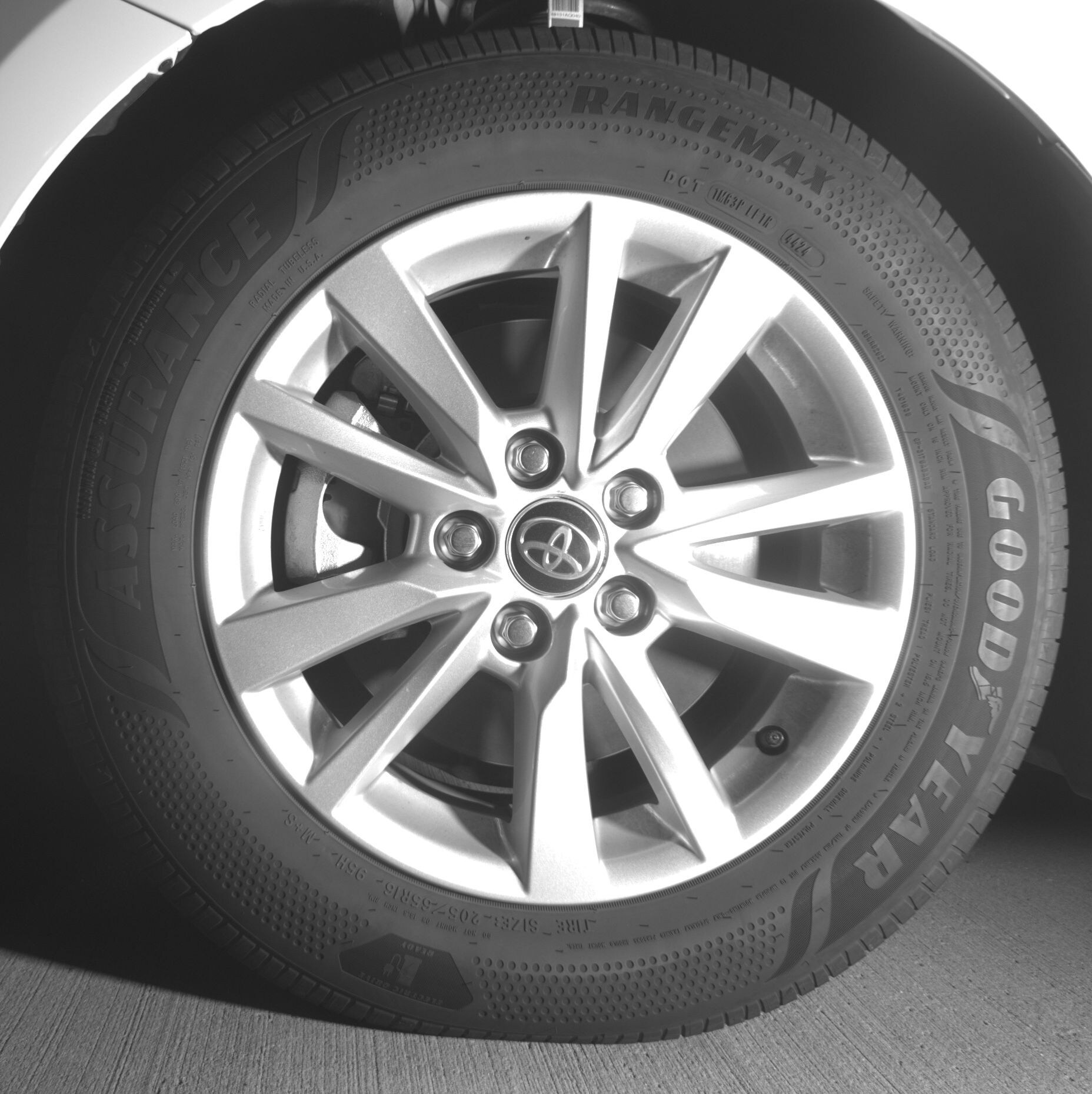 Thumbnail: 2025 Toyota Camry - 9