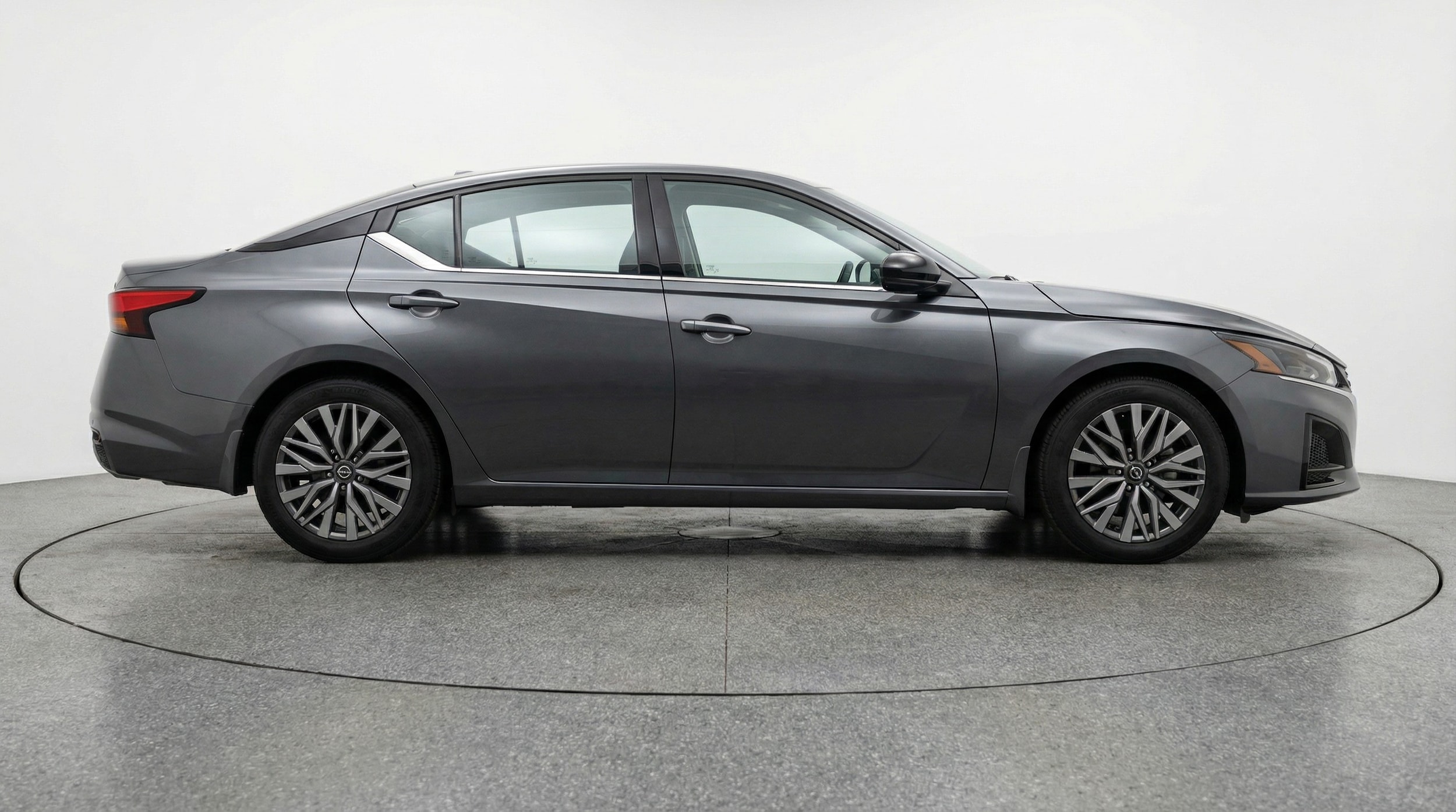 Thumbnail: 2025 Nissan Altima - 8