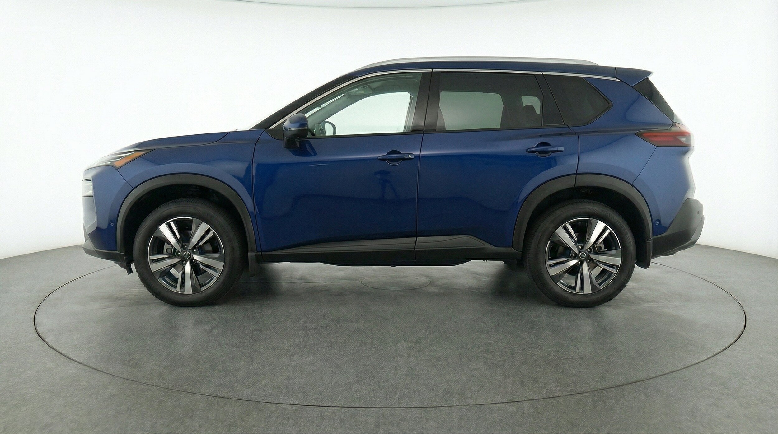 Thumbnail: 2026 Nissan Rogue - 5