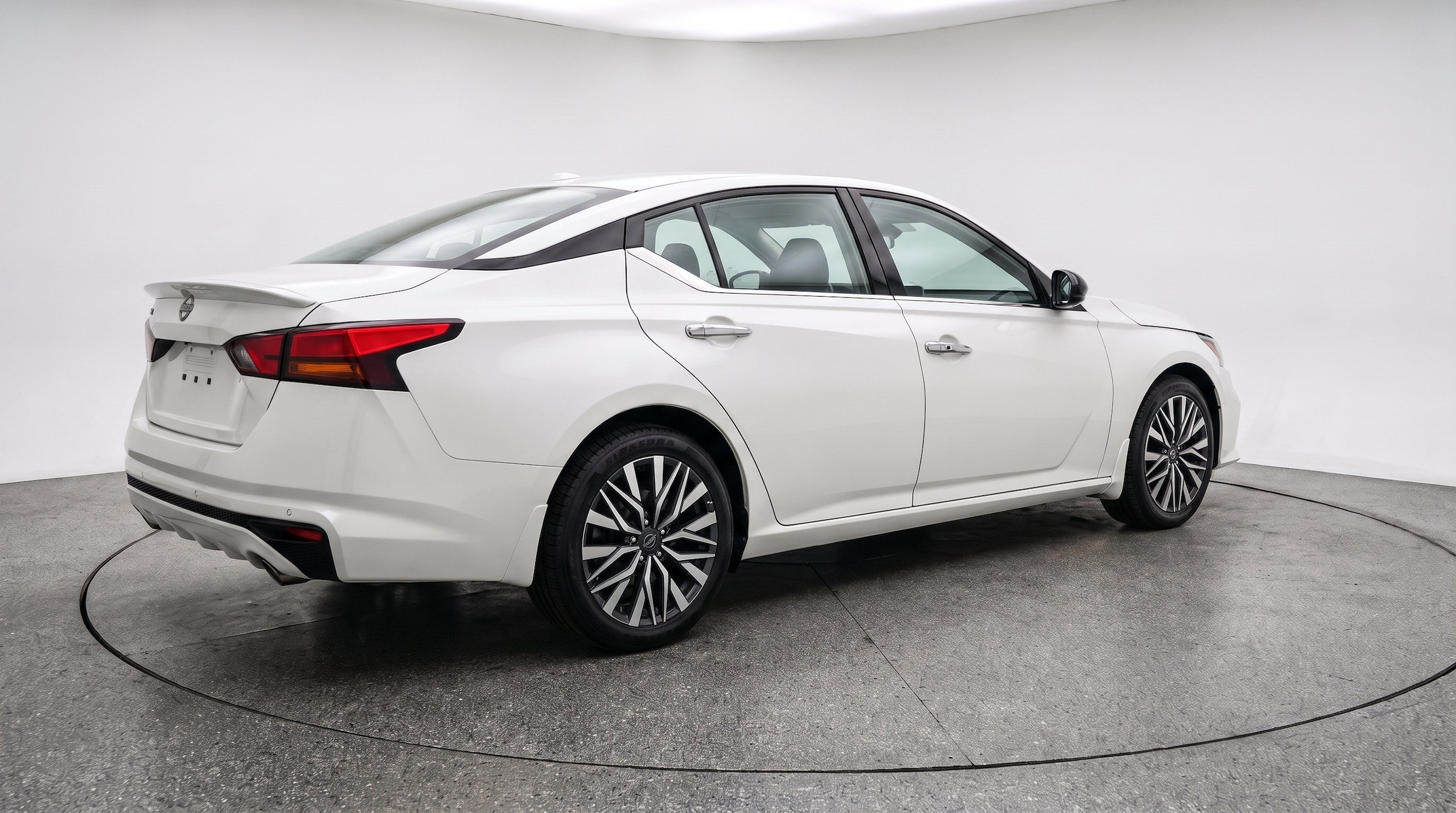 Thumbnail: 2025 Nissan Altima - 9