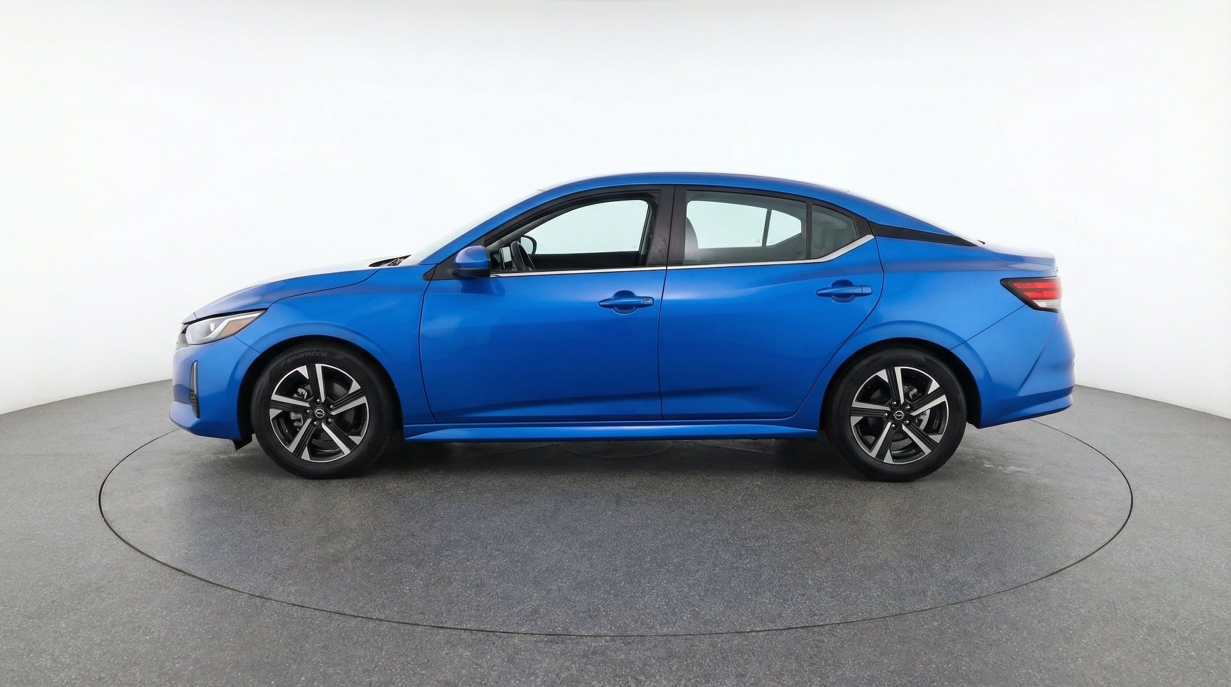 Thumbnail: 2025 Nissan Sentra - 5