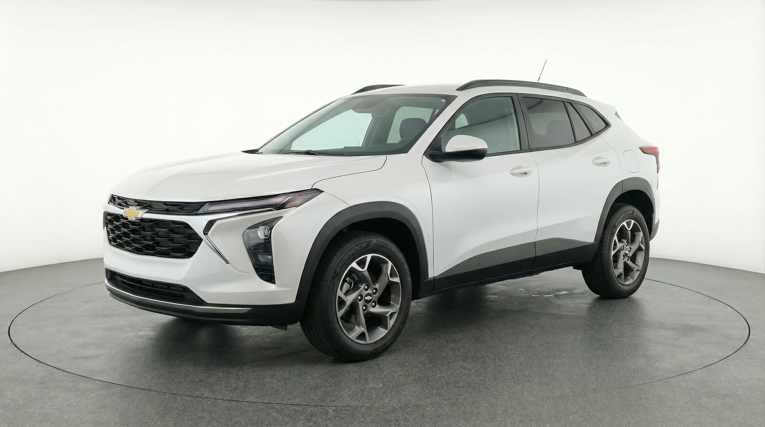 Thumbnail: 2025 Chevrolet Trax - 3