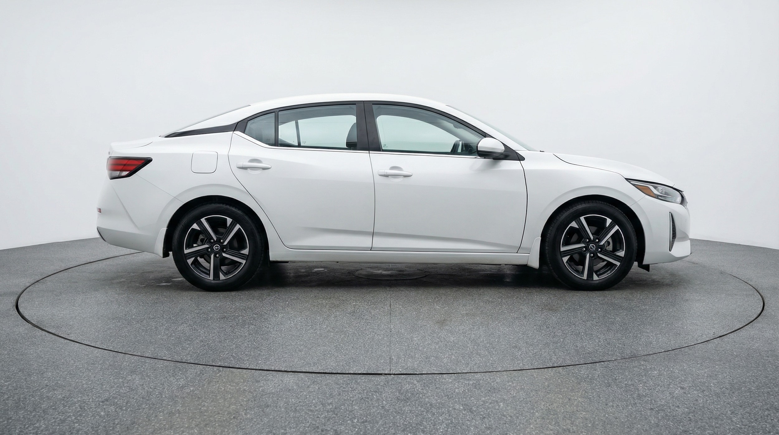 Thumbnail: 2025 Nissan Sentra - 8