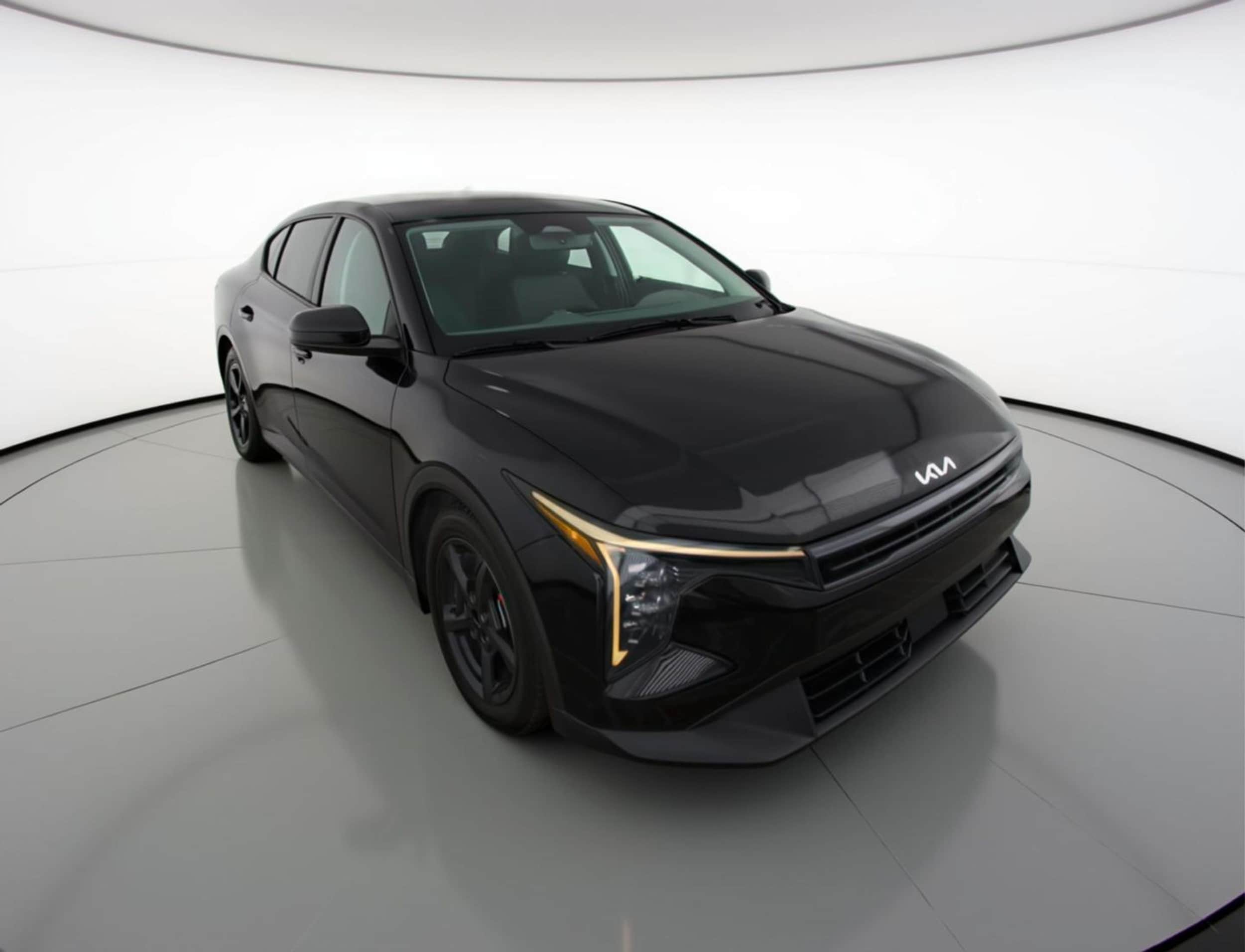 Thumbnail: 2025 Kia K4 - 1