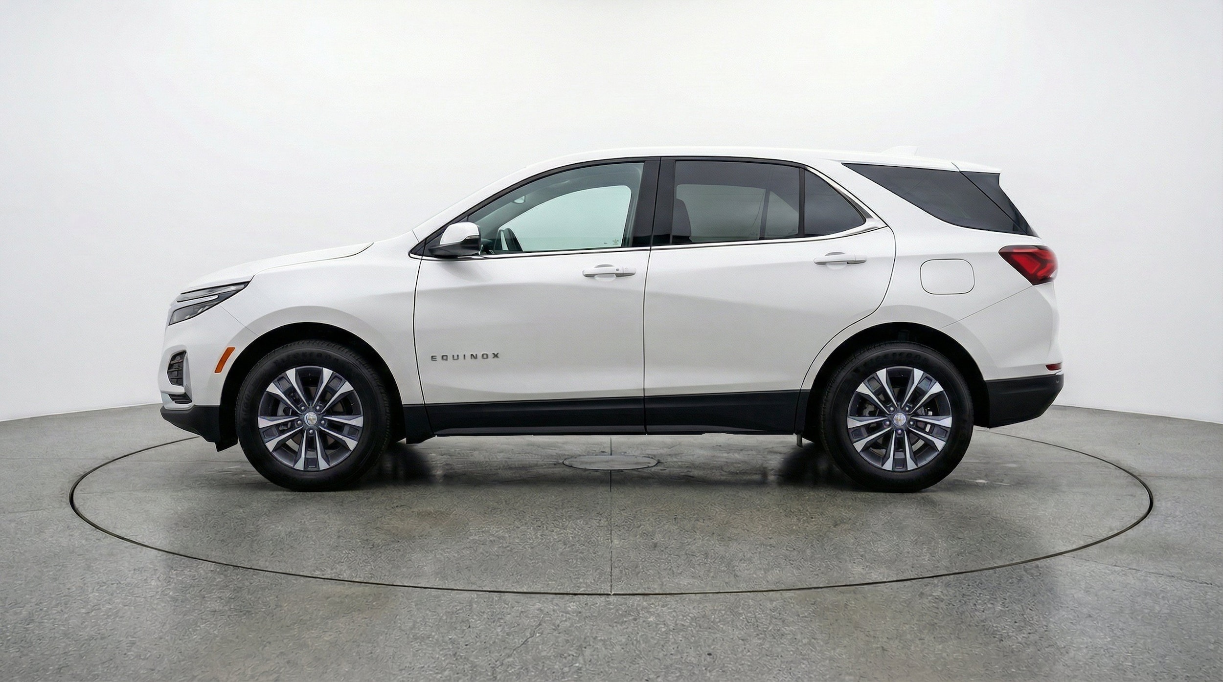 Thumbnail: 2025 Chevrolet Equinox - 5