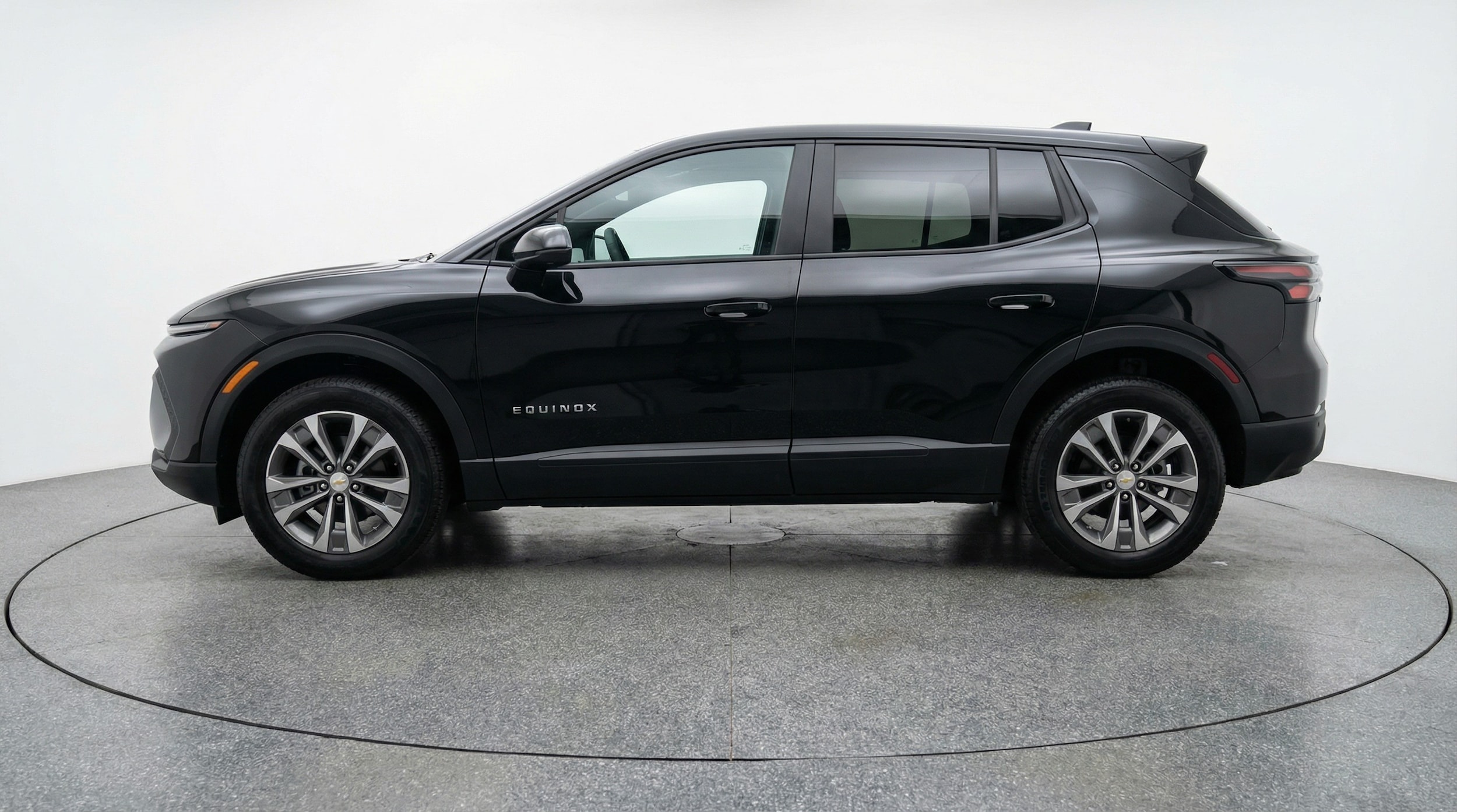 Thumbnail: 2025 Chevrolet Equinox - 4