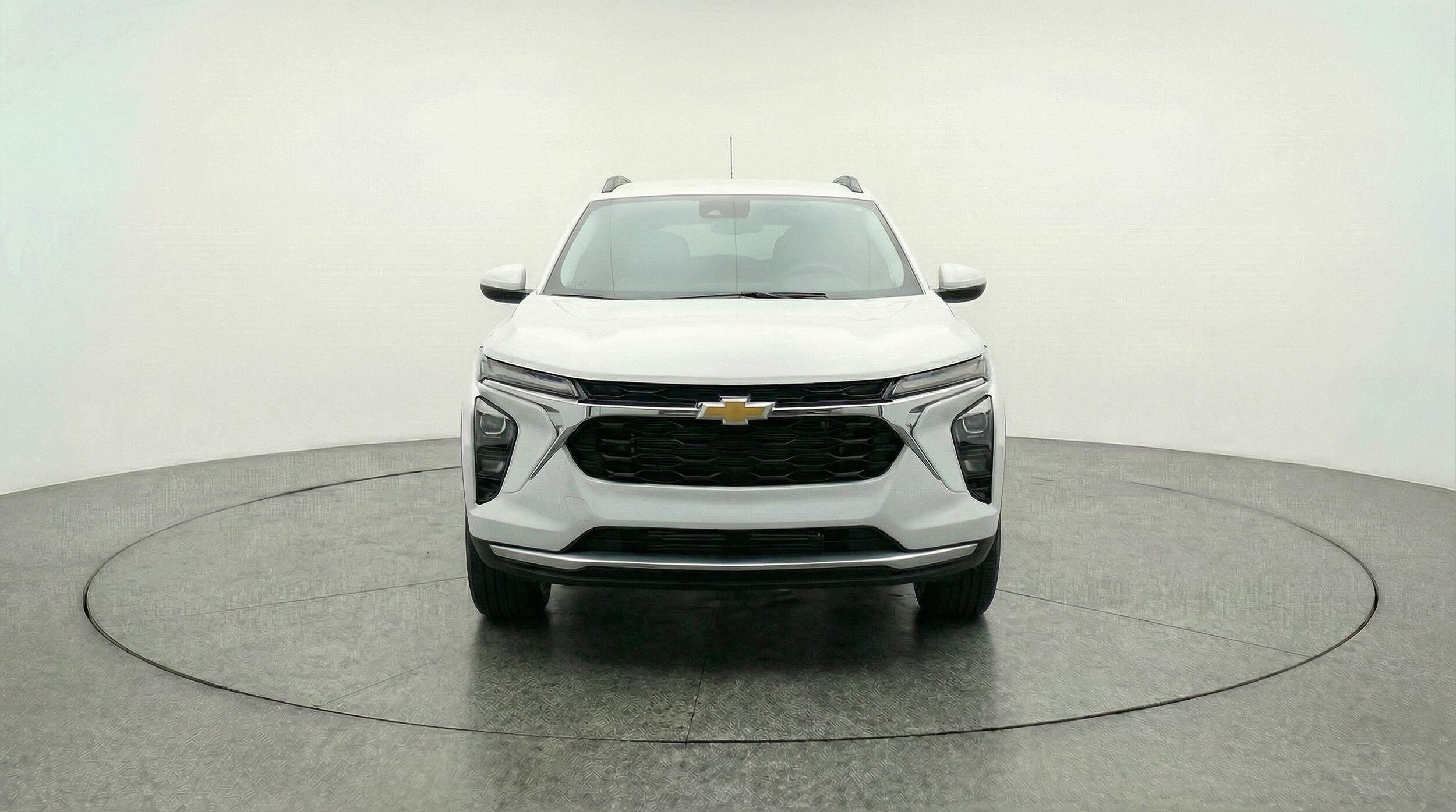 Thumbnail: 2025 Chevrolet Trax - 2