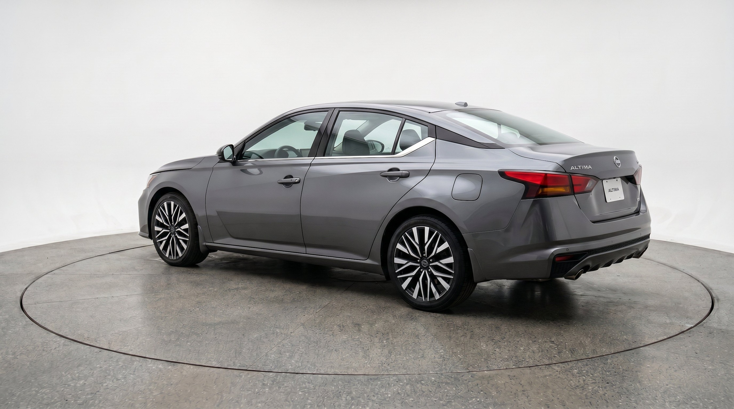 Thumbnail: 2025 Nissan Altima - 6