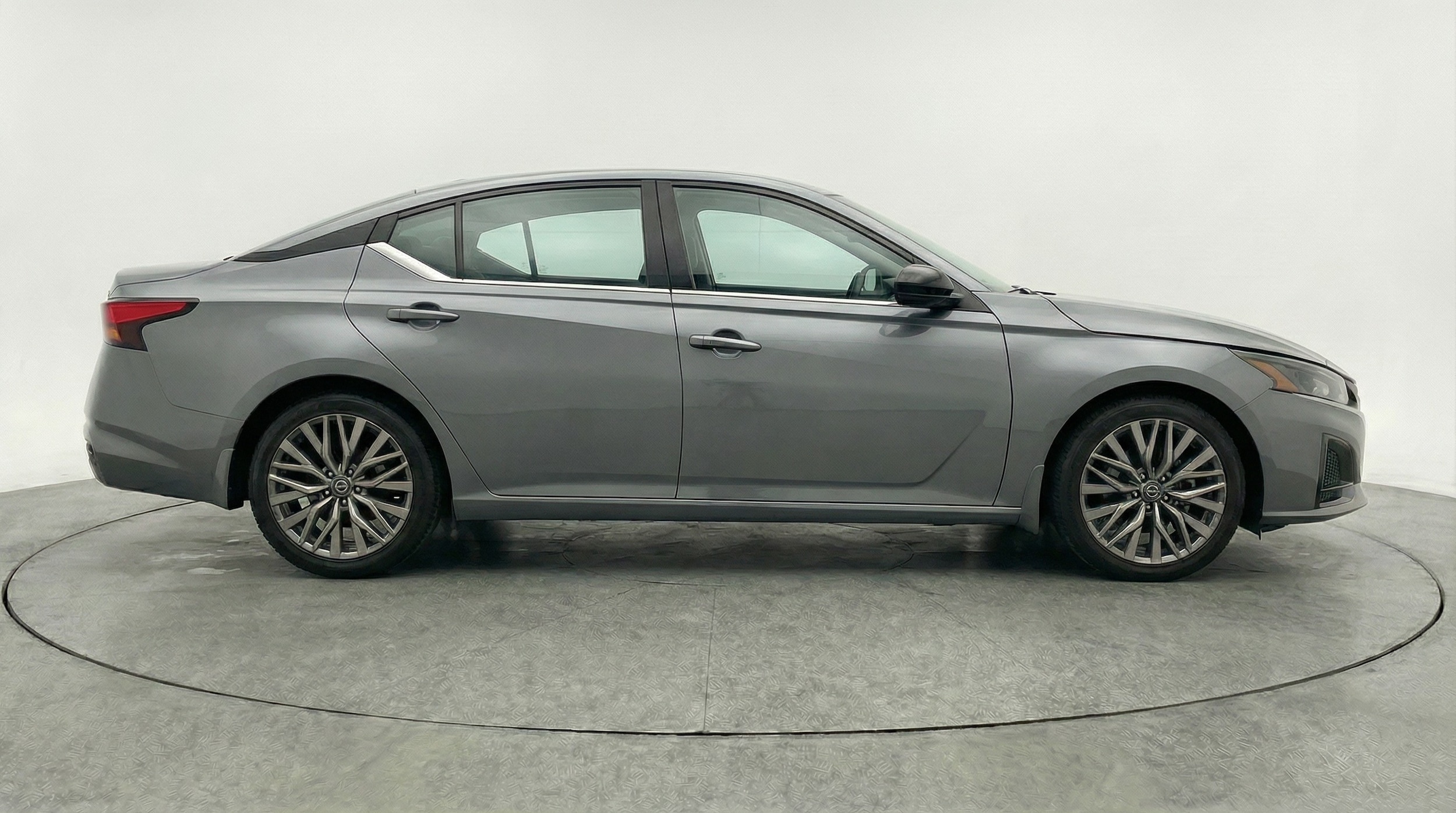 Thumbnail: 2025 Nissan Altima - 8