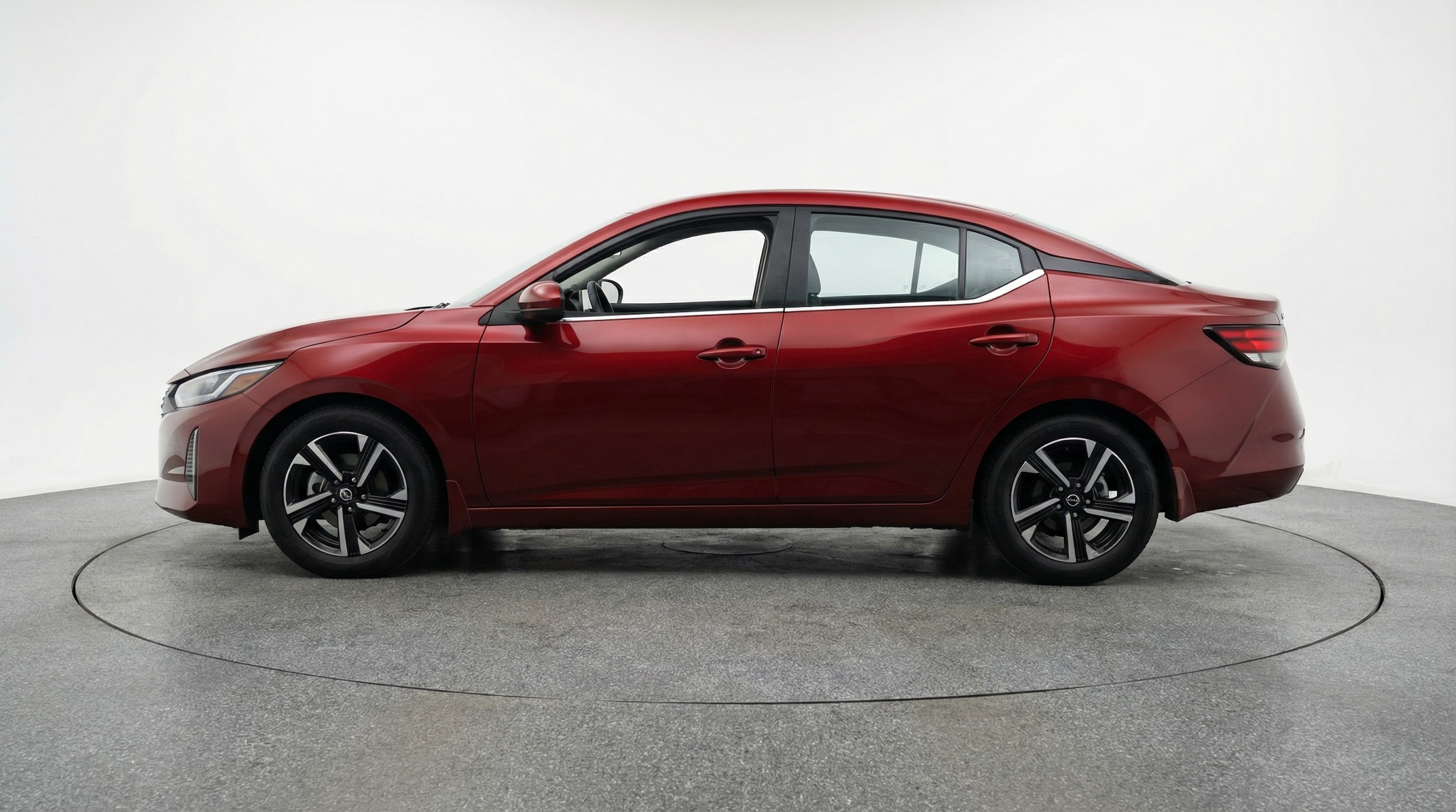Thumbnail: 2025 Nissan Sentra - 4