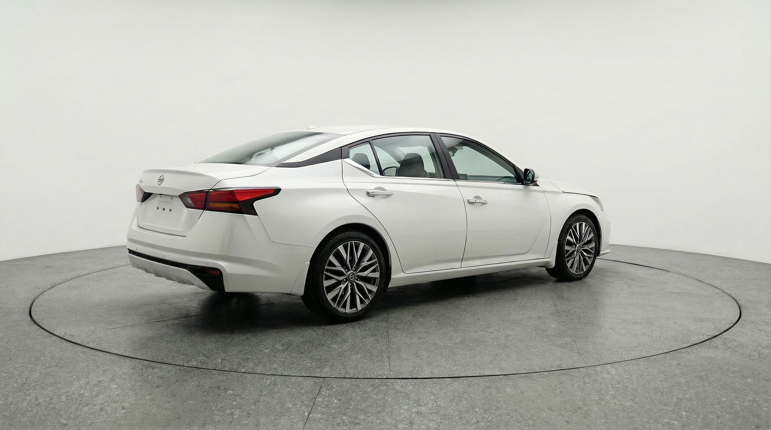 Thumbnail: 2025 Nissan Altima - 7