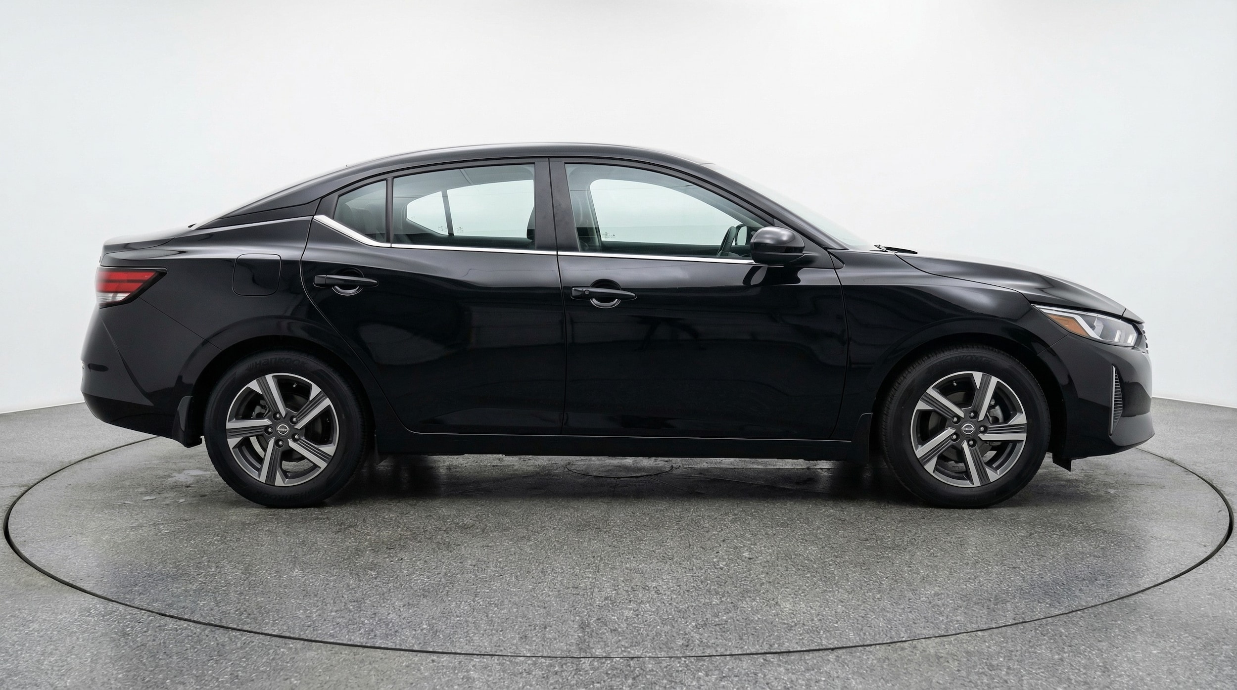 Thumbnail: 2025 Nissan Sentra - 8