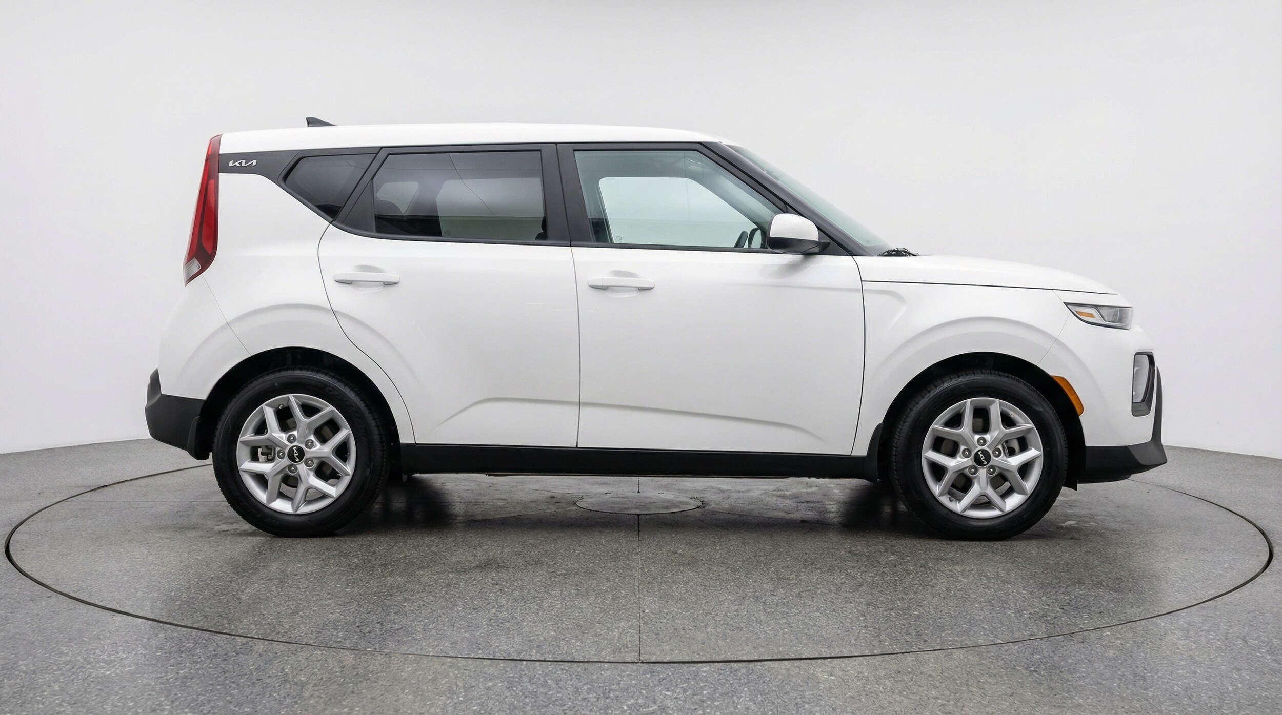 Thumbnail: 2025 Kia Soul - 8