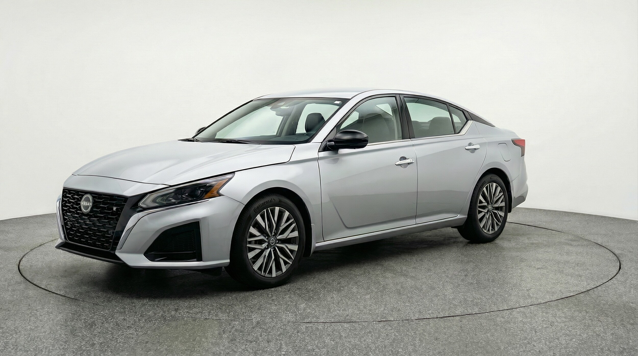 Thumbnail: 2025 Nissan Altima - 3