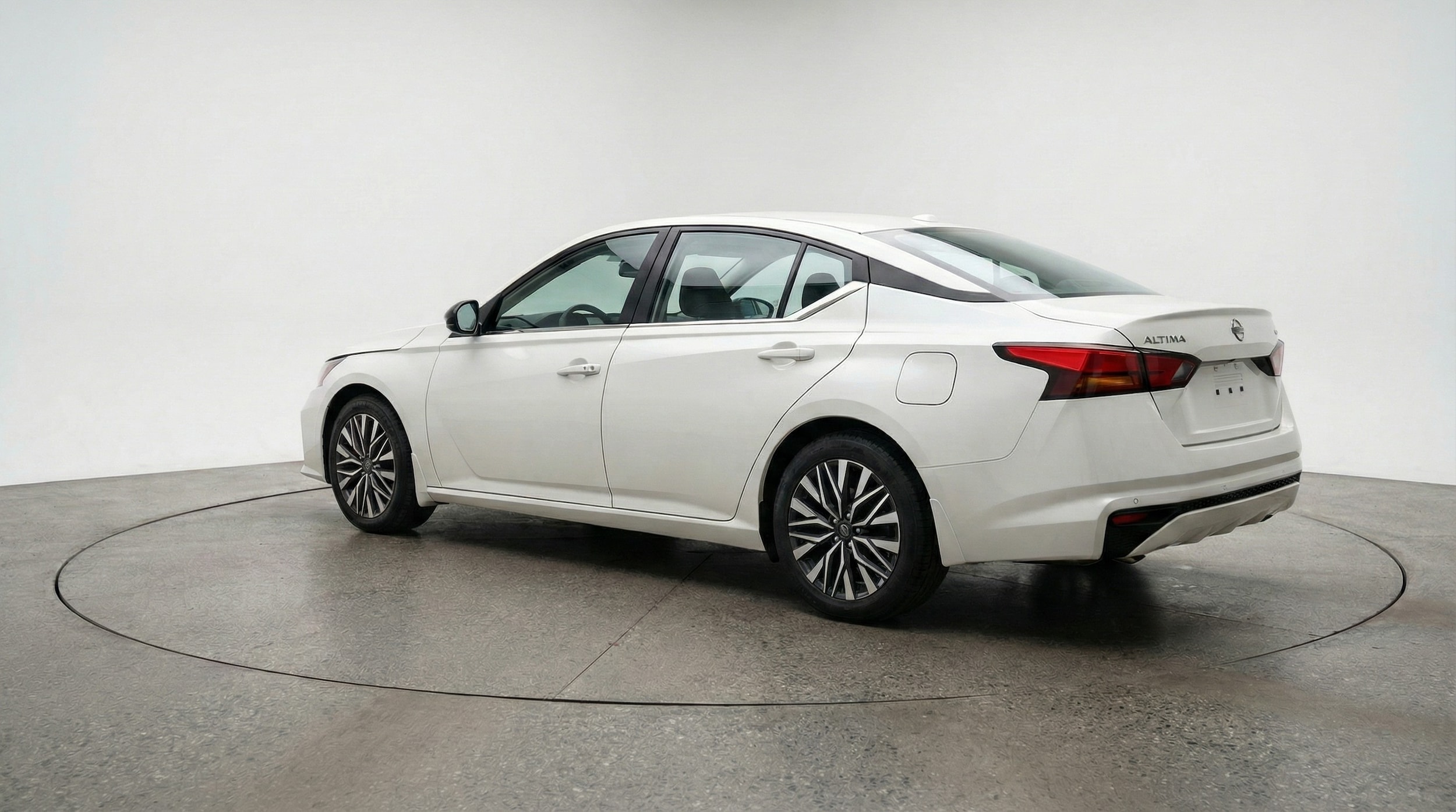 Thumbnail: 2025 Nissan Altima - 5