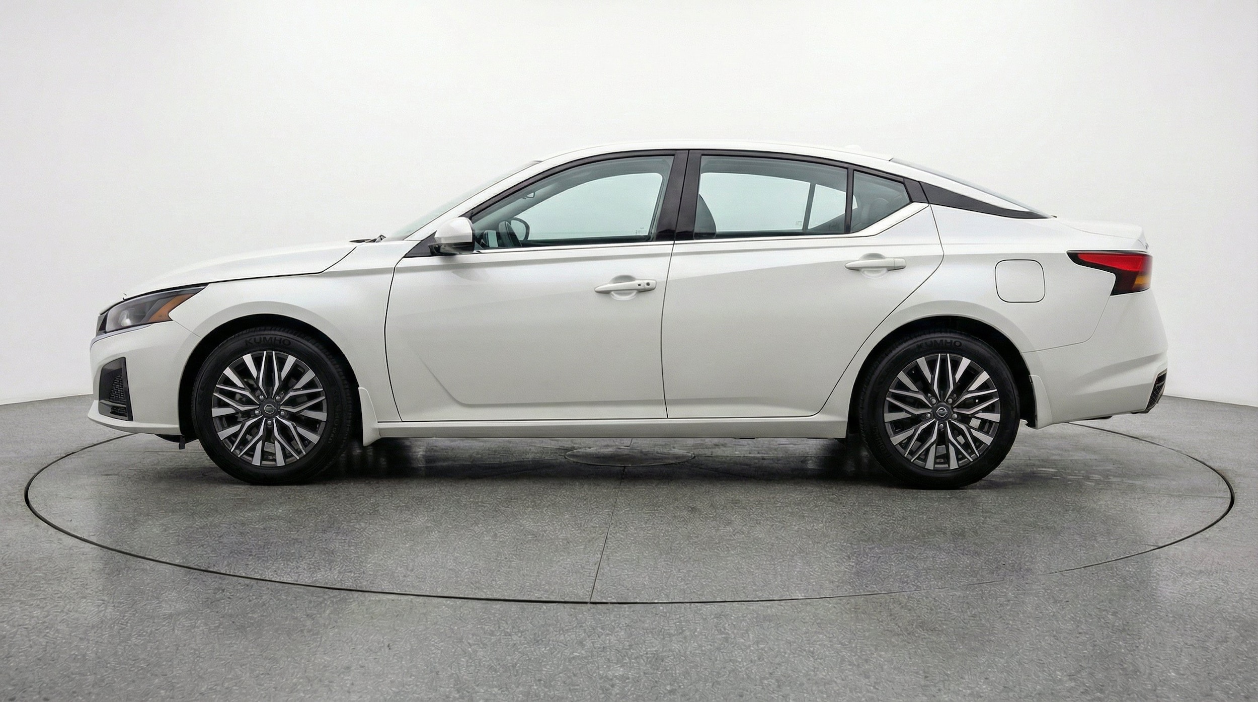 Thumbnail: 2026 Nissan Altima - 5