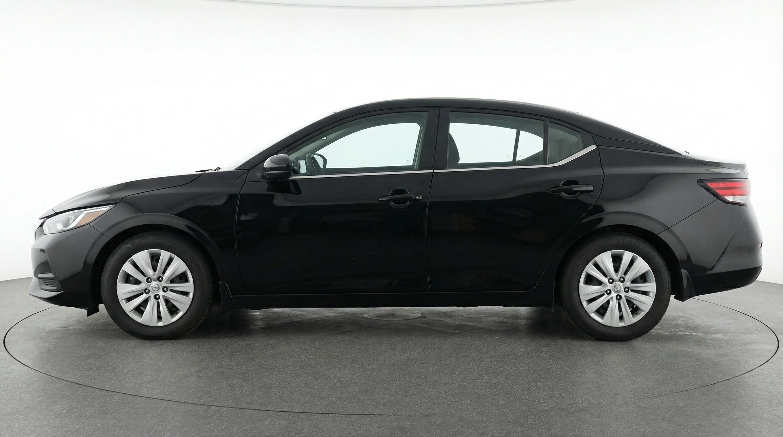 Thumbnail: 2025 Nissan Sentra - 4