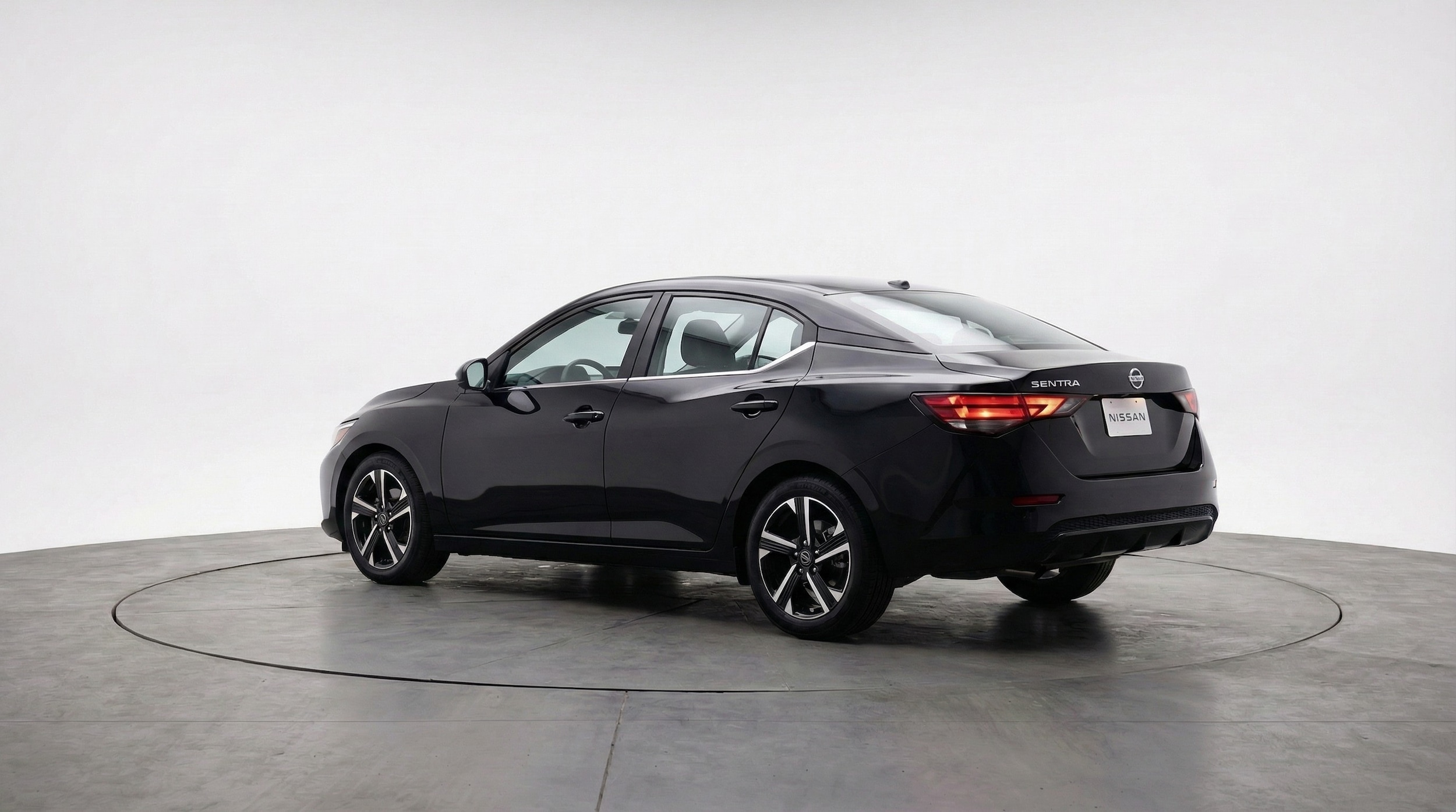 Thumbnail: 2025 Nissan Sentra - 5