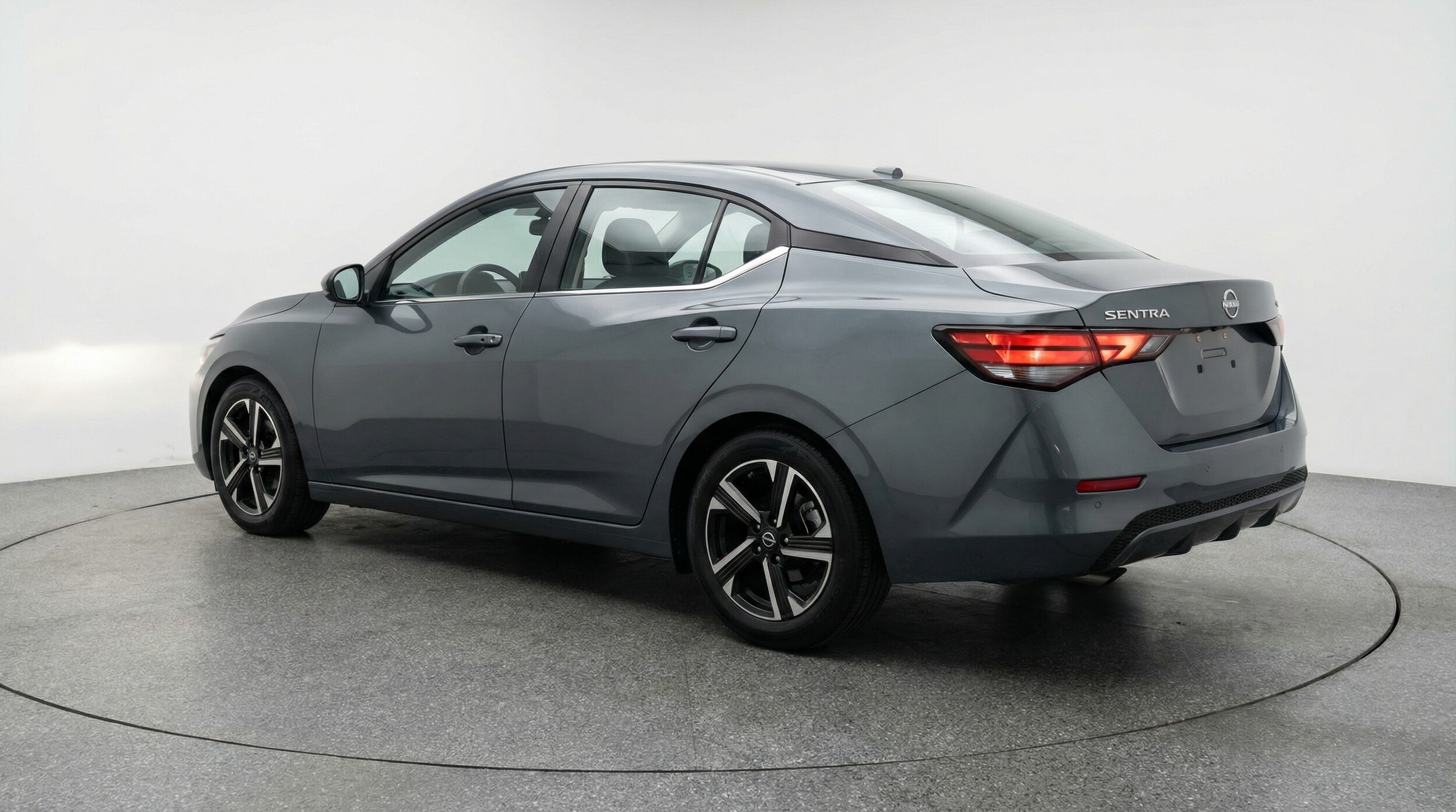 Thumbnail: 2025 Nissan Sentra - 5