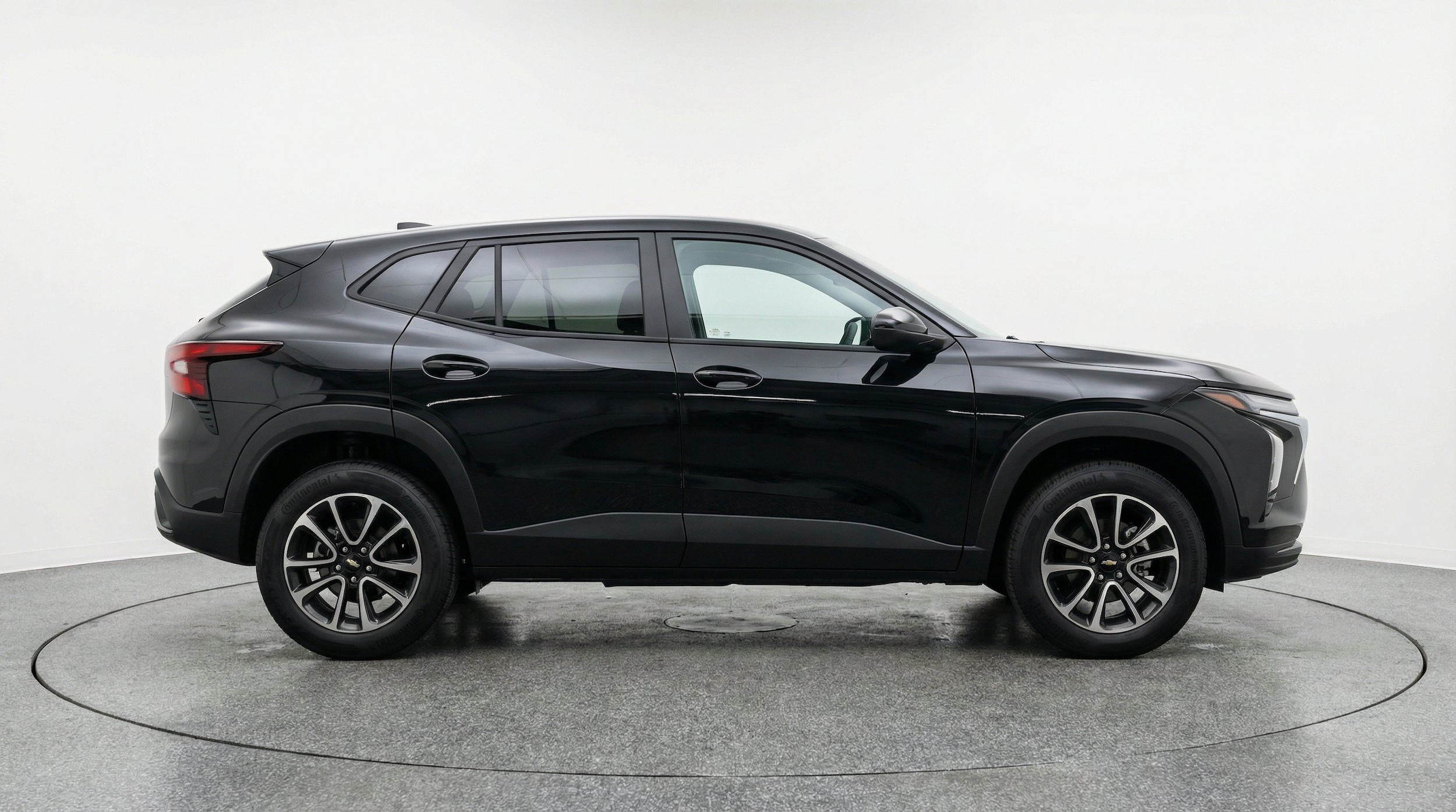 Thumbnail: 2025 Chevrolet TrailBlazer - 11