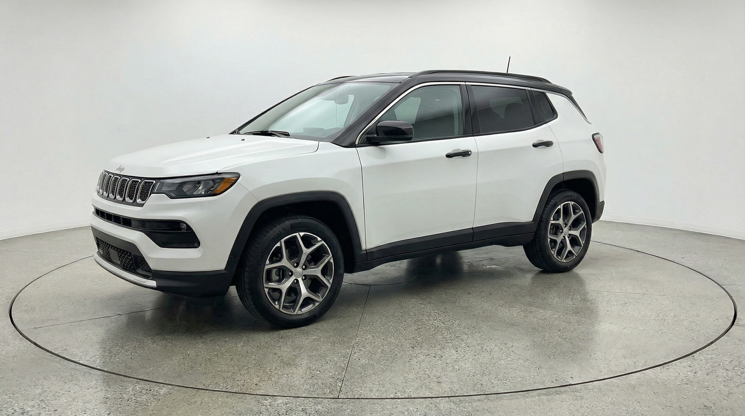 Thumbnail: 2025 Jeep Compass - 3