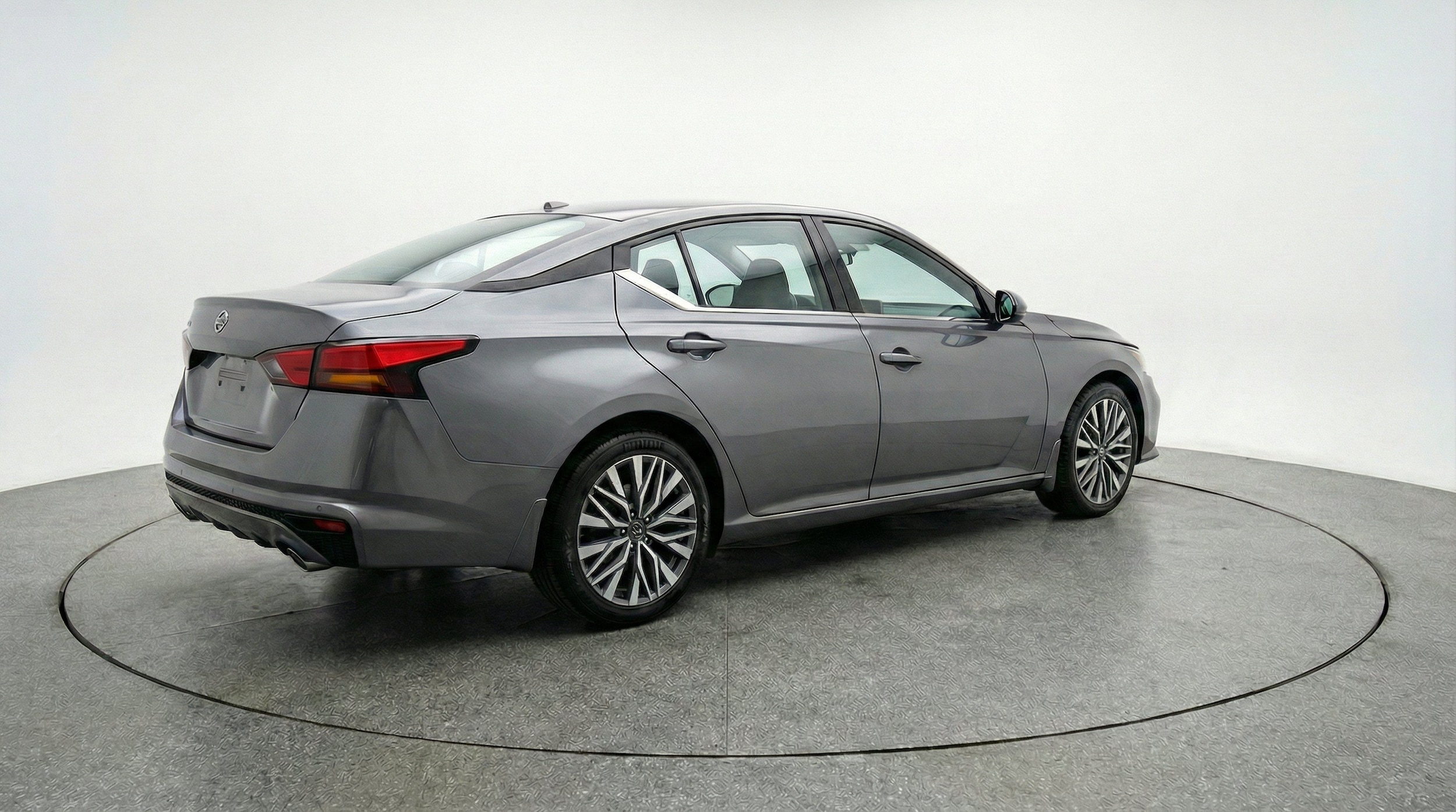 Thumbnail: 2025 Nissan Altima - 9