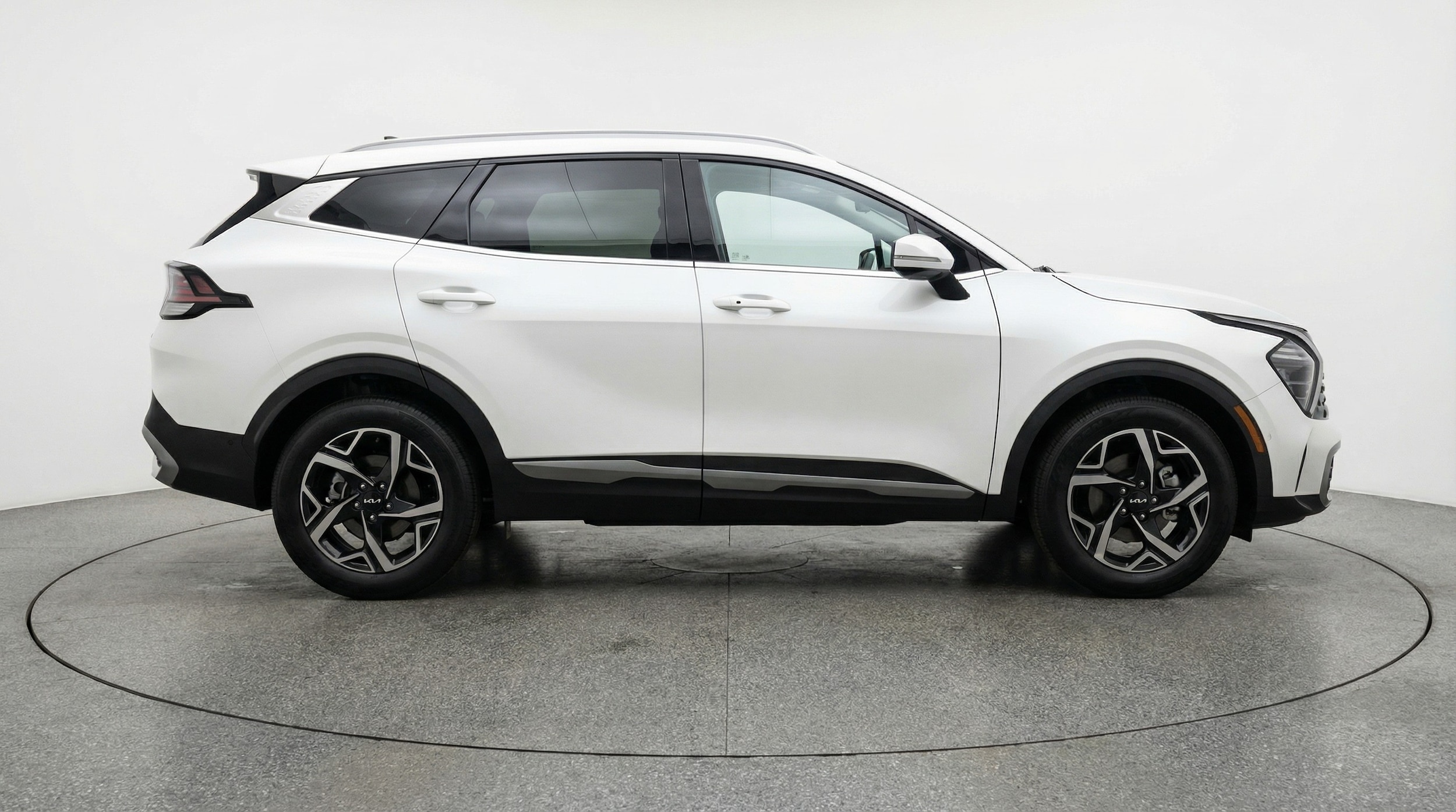 Thumbnail: 2025 Kia Sportage - 8