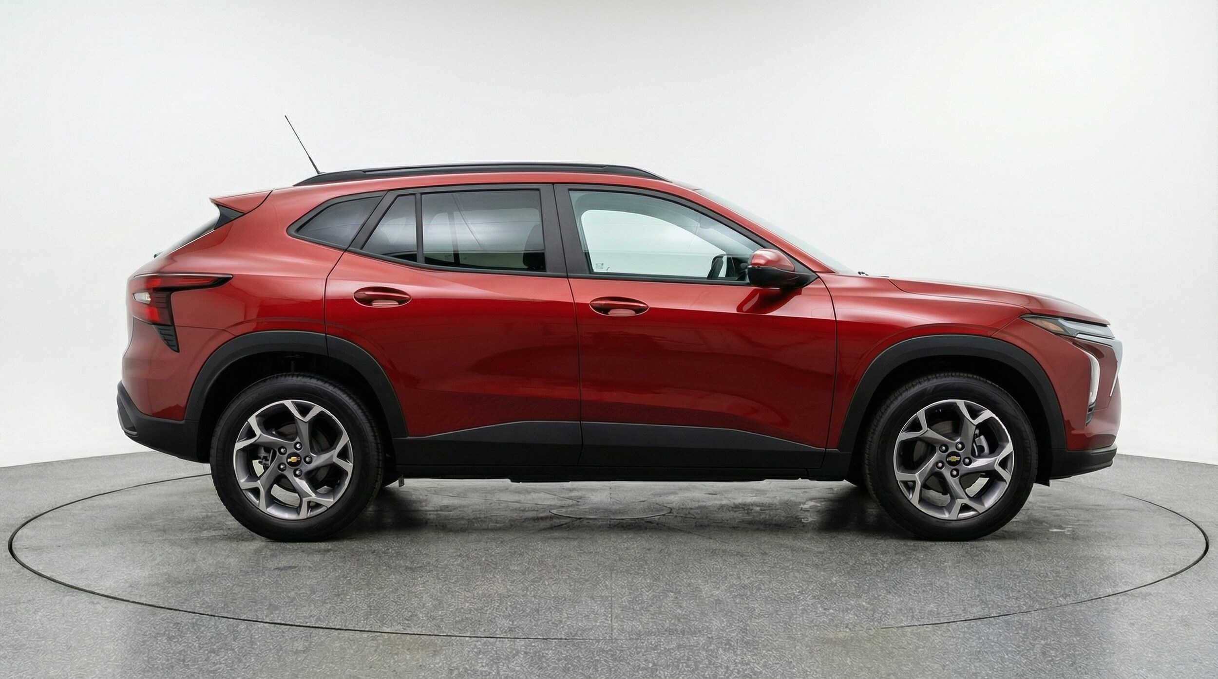 Thumbnail: 2025 Chevrolet Trax - 8