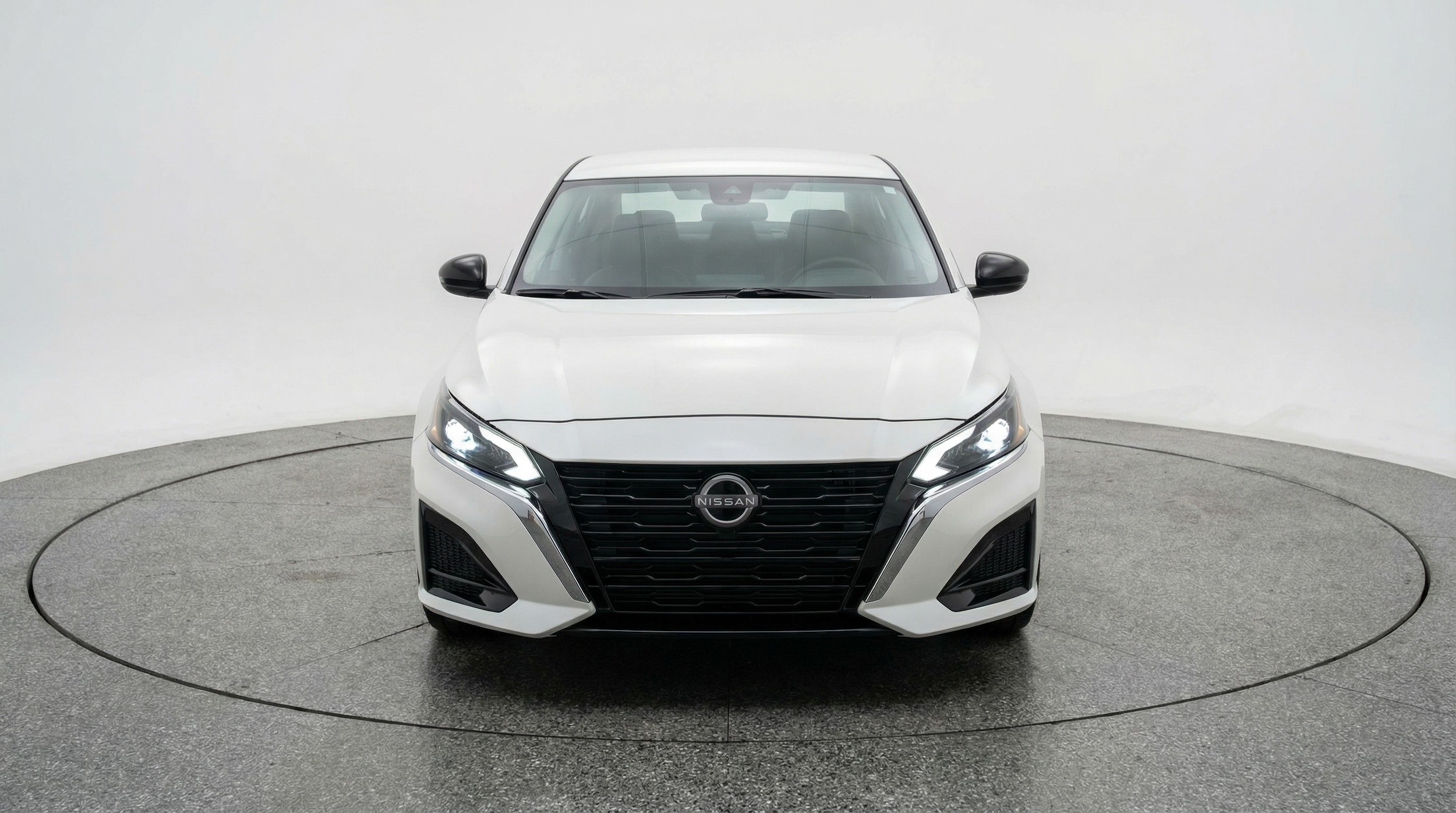 Thumbnail: 2025 Nissan Altima - 2