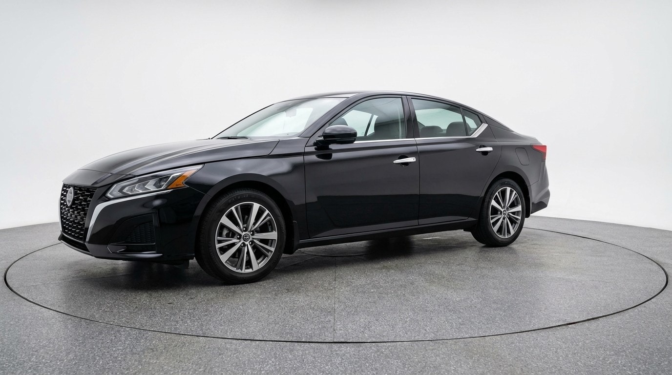 Thumbnail: 2025 Nissan Altima - 1