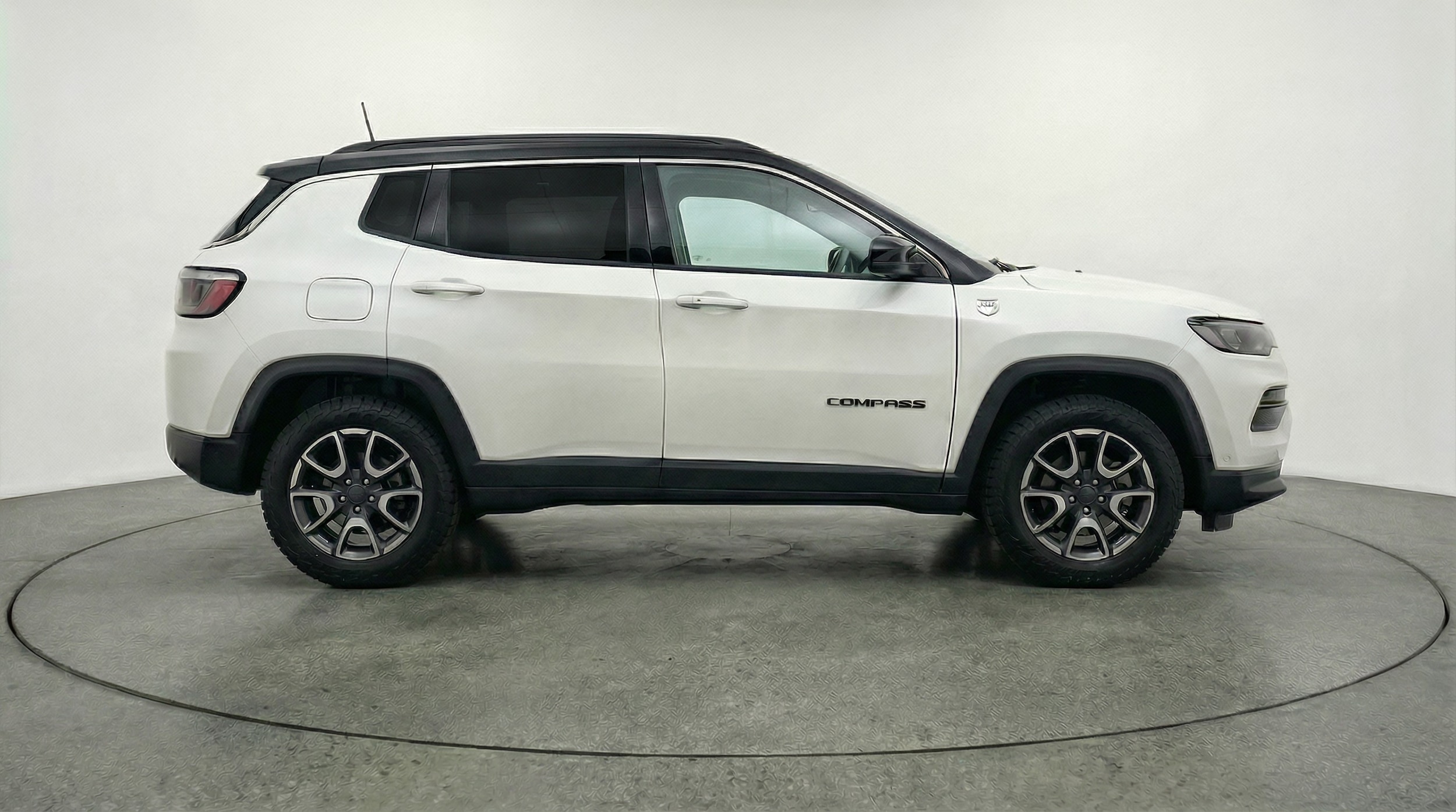 Thumbnail: 2025 Jeep Compass - 8
