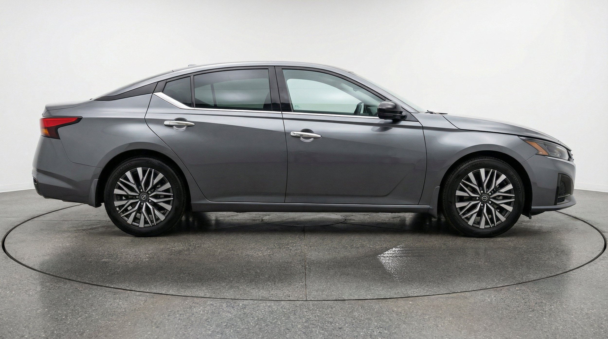 Thumbnail: 2025 Nissan Altima - 11