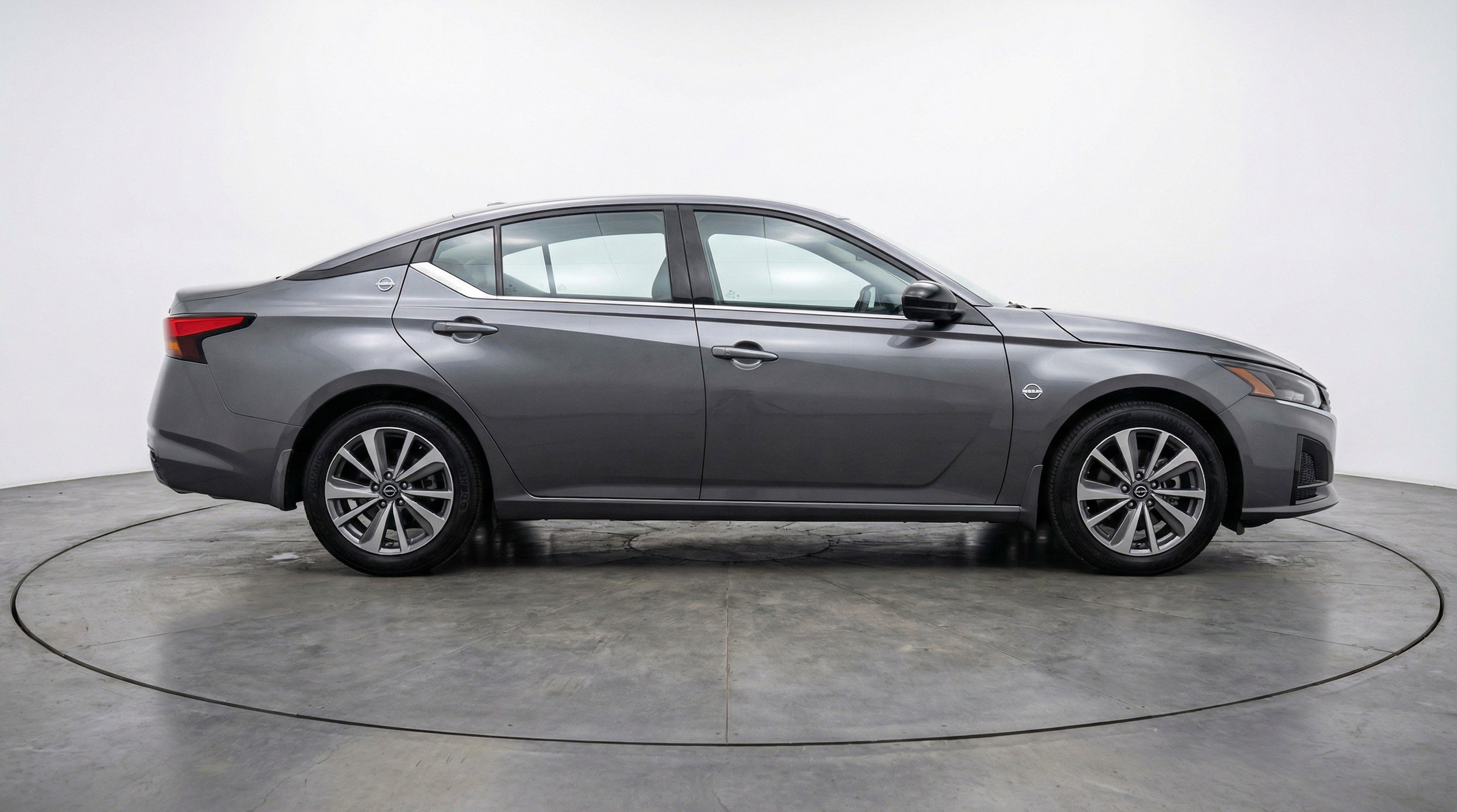 Thumbnail: 2025 Nissan Altima - 11