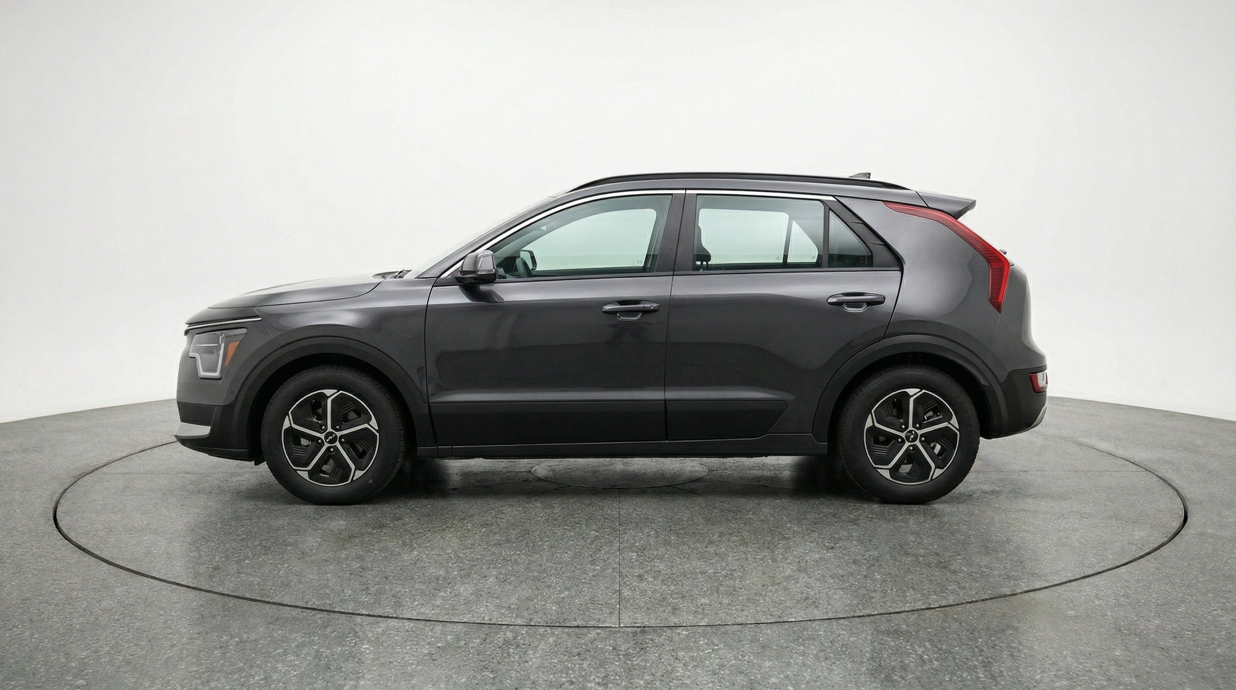 Thumbnail: 2026 Kia Niro - 5