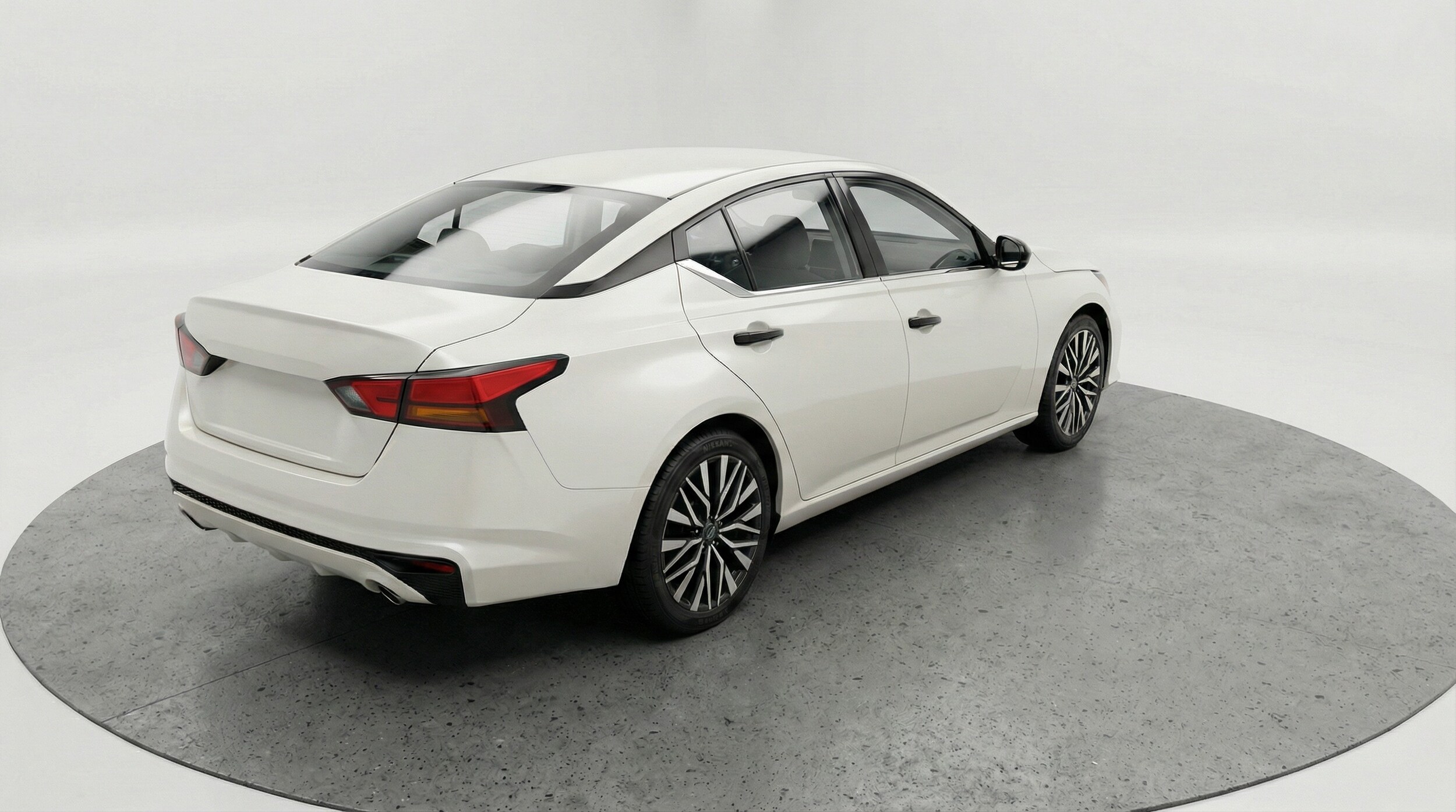 Thumbnail: 2025 Nissan Altima - 7