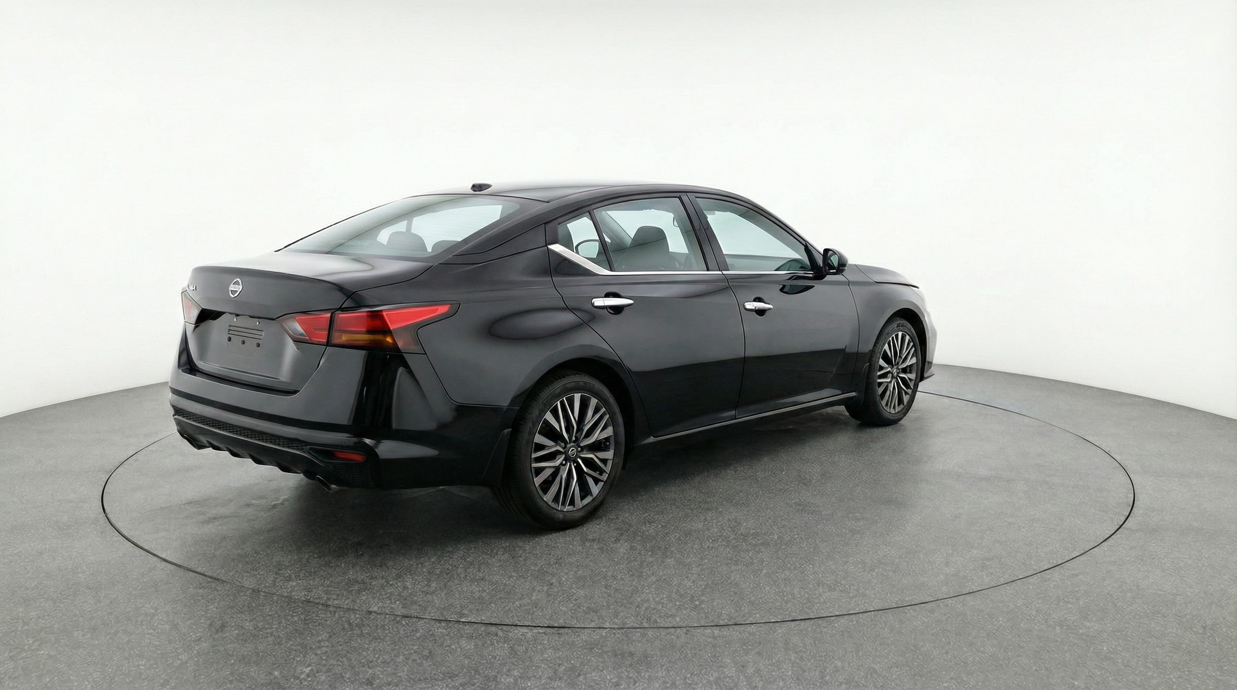 Thumbnail: 2025 Nissan Altima - 7