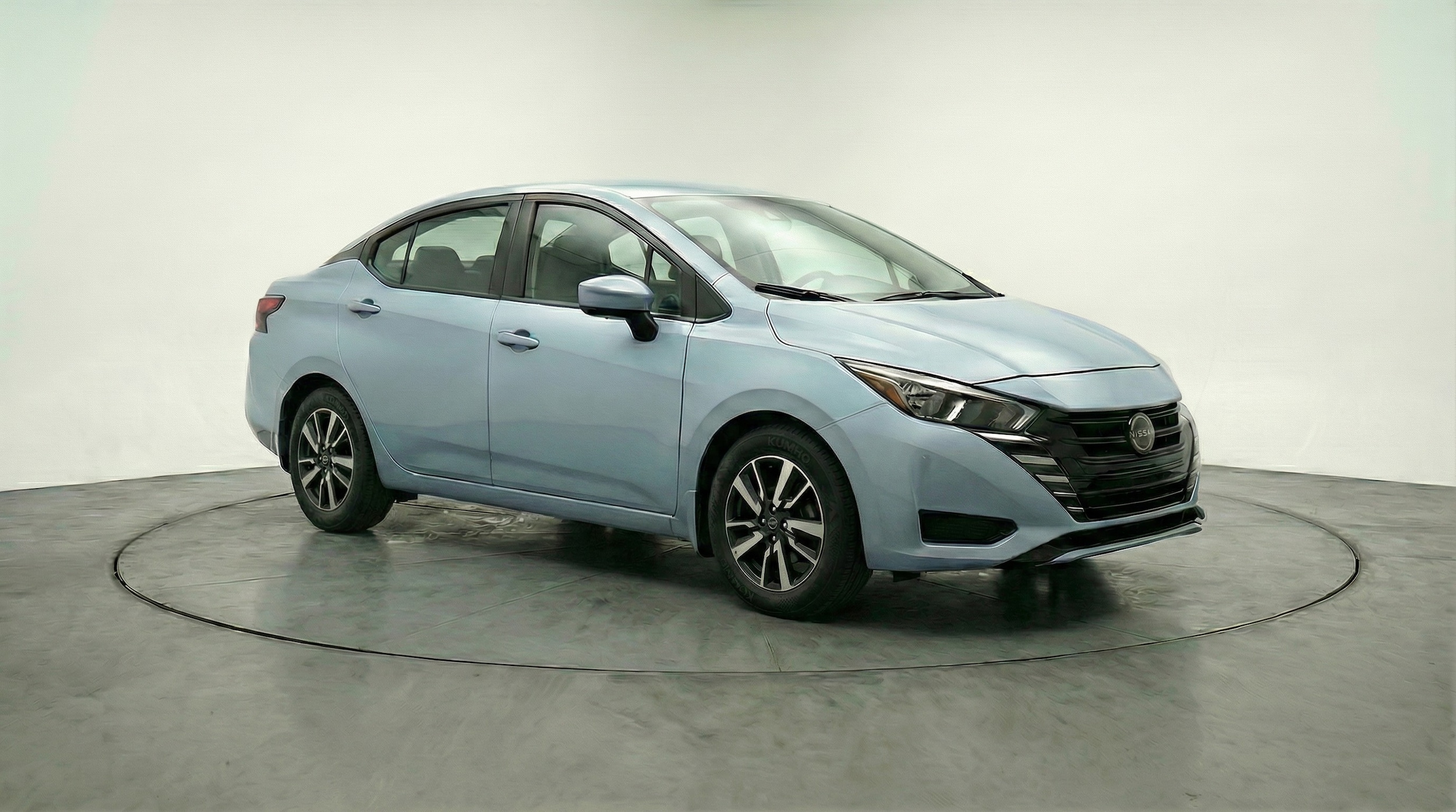 2025 Nissan Versa Sedan