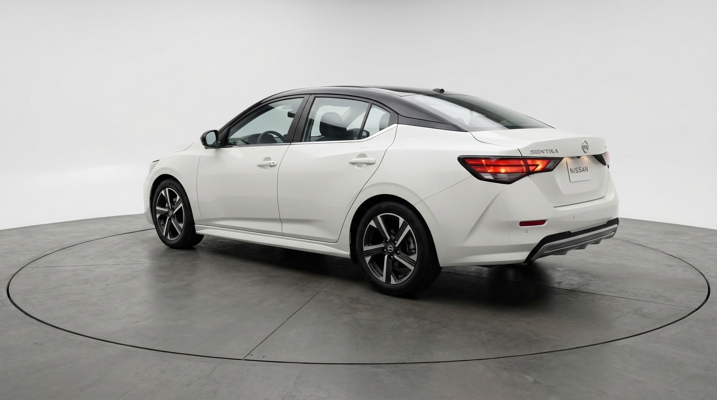 Thumbnail: 2025 Nissan Sentra - 5