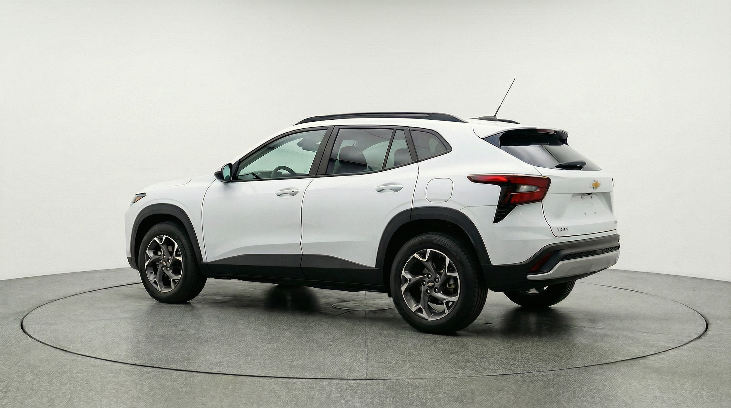 Thumbnail: 2025 Chevrolet Trax - 5