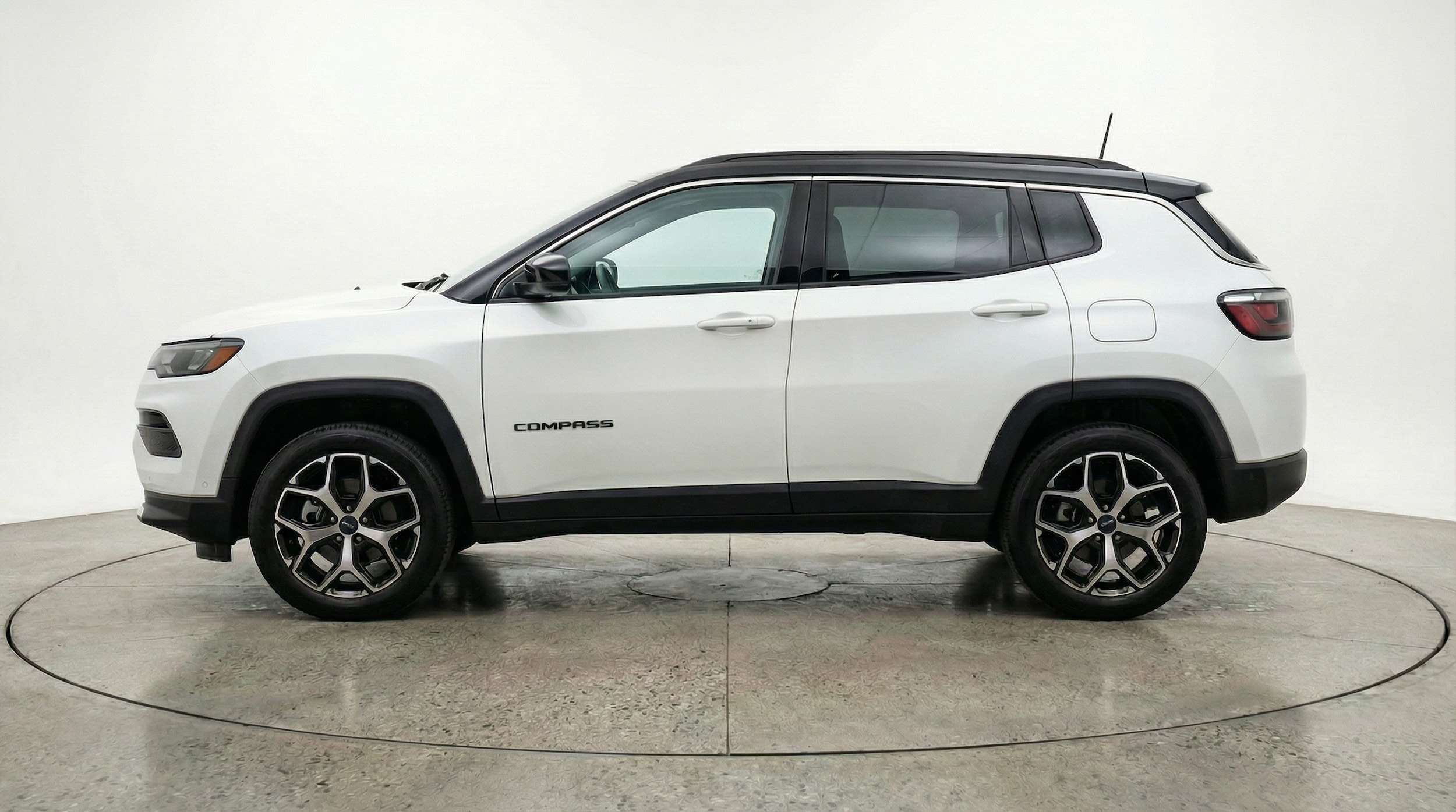 Thumbnail: 2025 Jeep Compass - 4