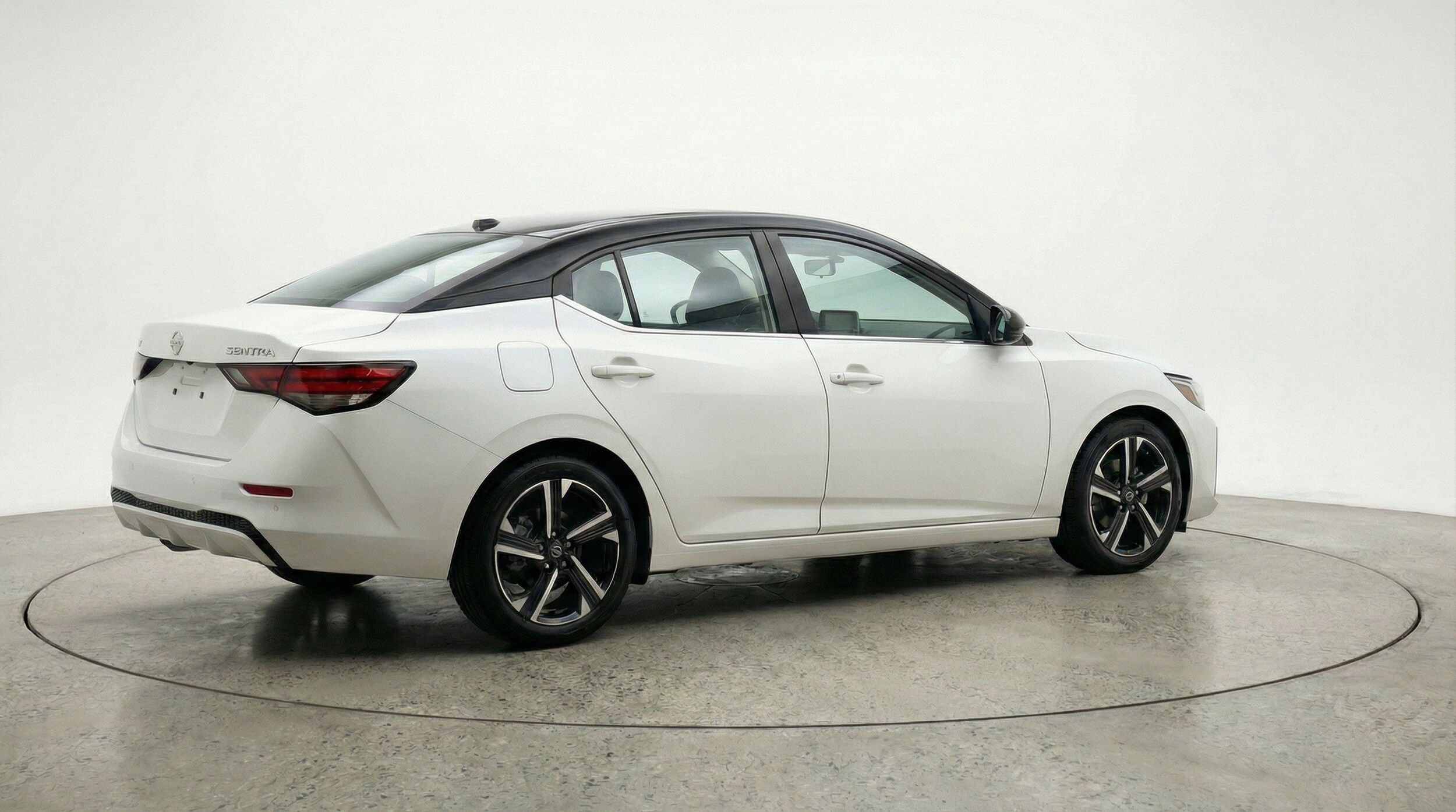 Thumbnail: 2025 Nissan Sentra - 9