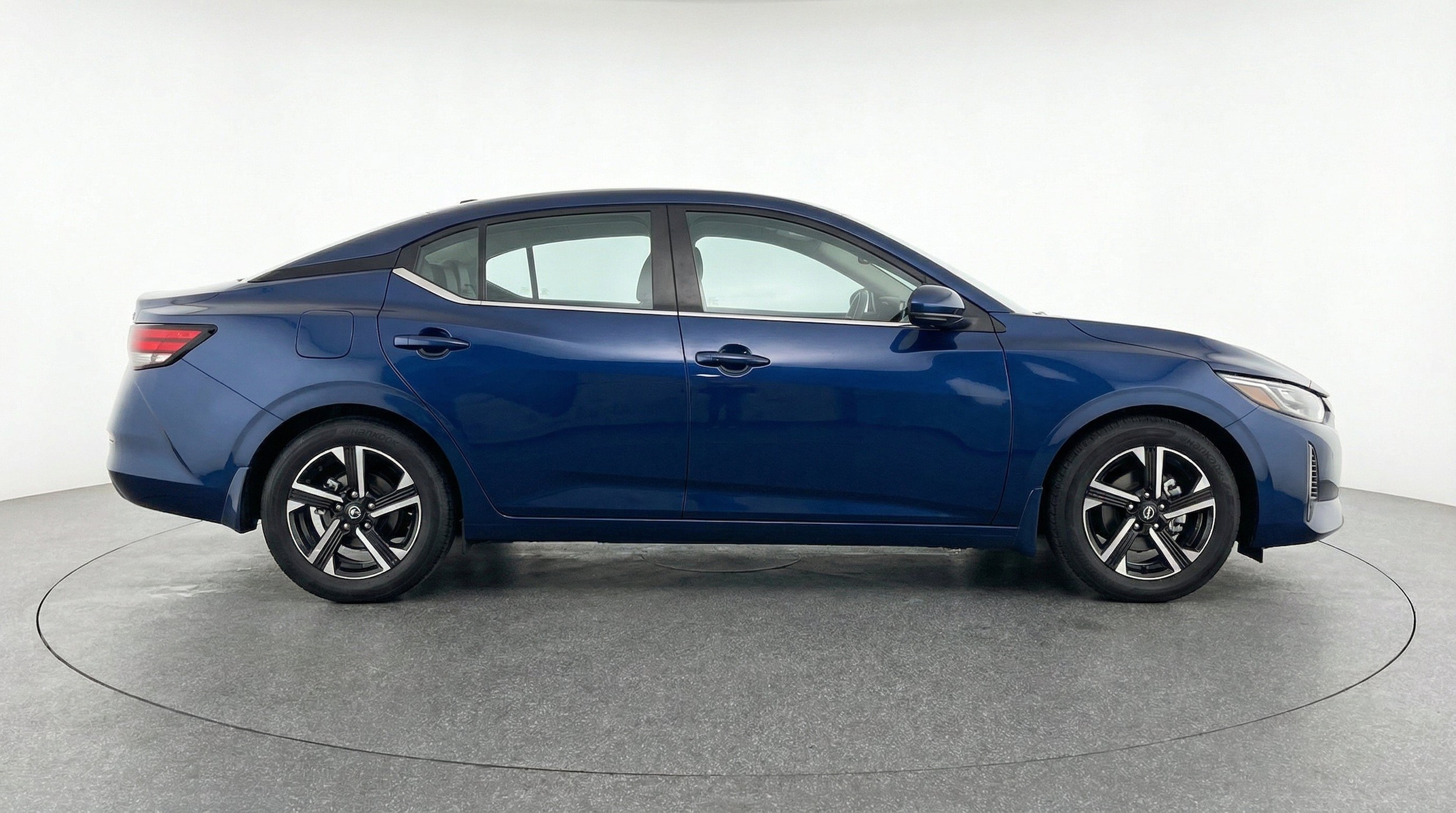 Thumbnail: 2025 Nissan Sentra - 11